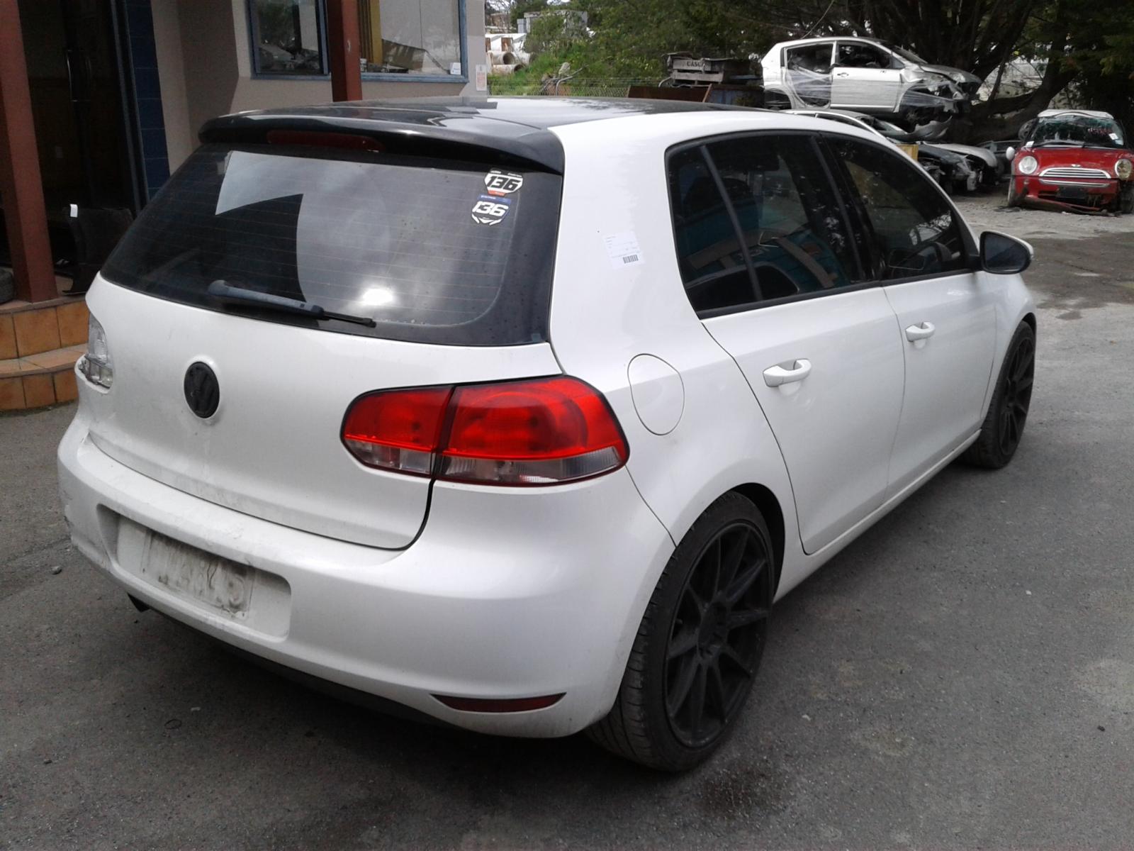 2011 VOLKSWAGEN GOLF Door/Boot/Gate Lock Contact us for Photo