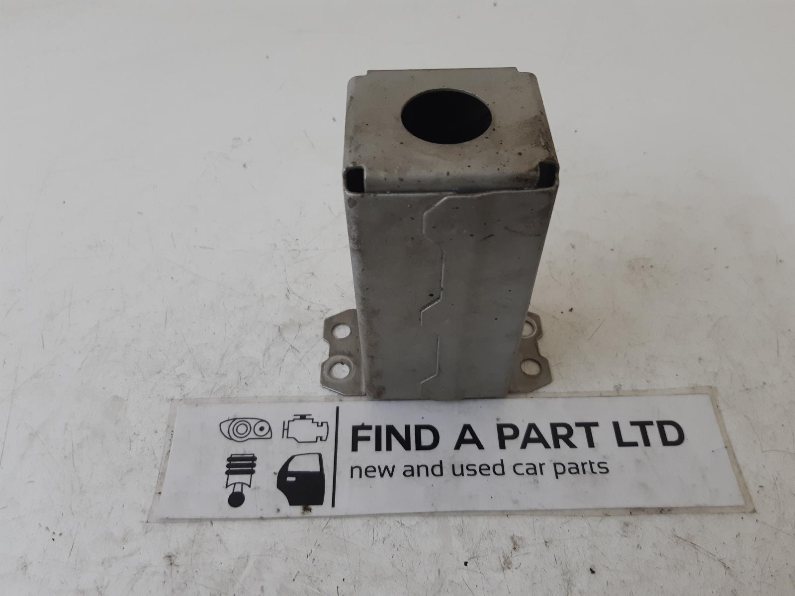 View Auto part R/Bar Bracket/Reinfo SUZUKI SWIFT 2005