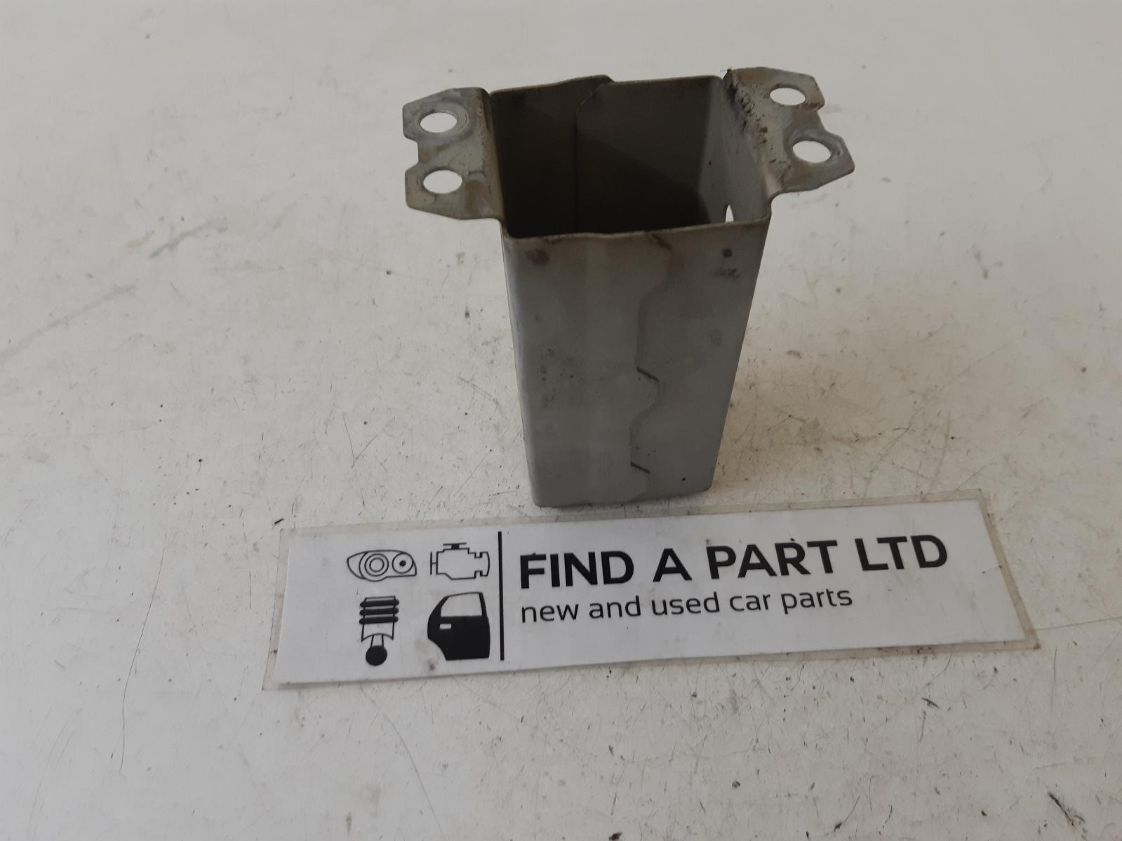 View Auto part R/Bar Bracket/Reinfo SUZUKI SWIFT 2008