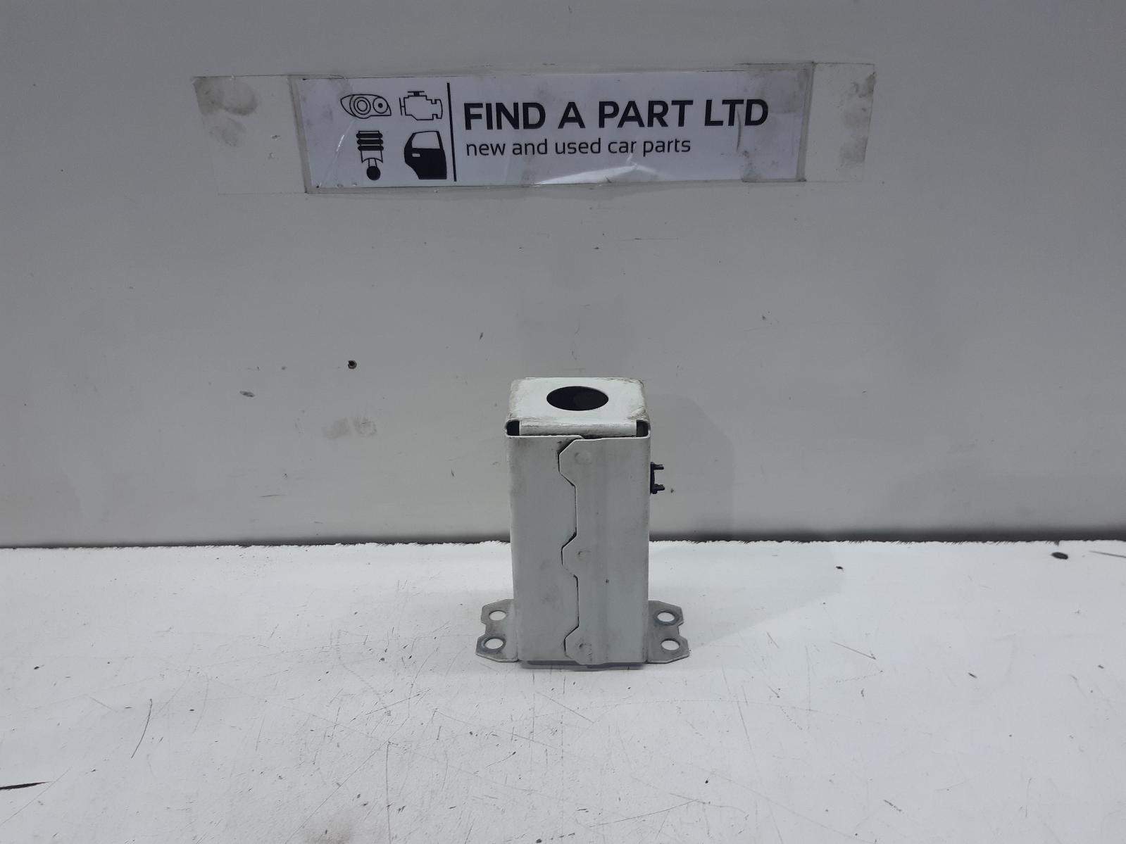 View Auto part R/Bar Bracket/Reinfo SUZUKI SWIFT 2008