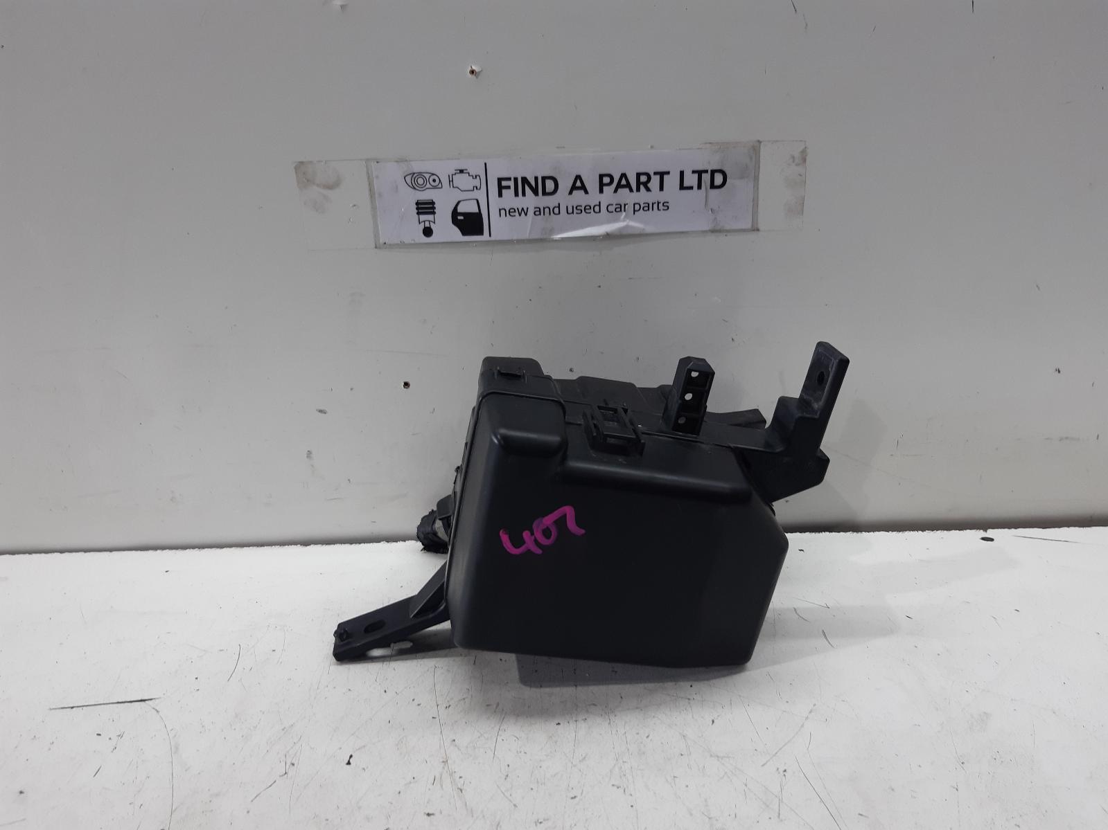 View Auto part Fuse Box SUZUKI SWIFT 2007