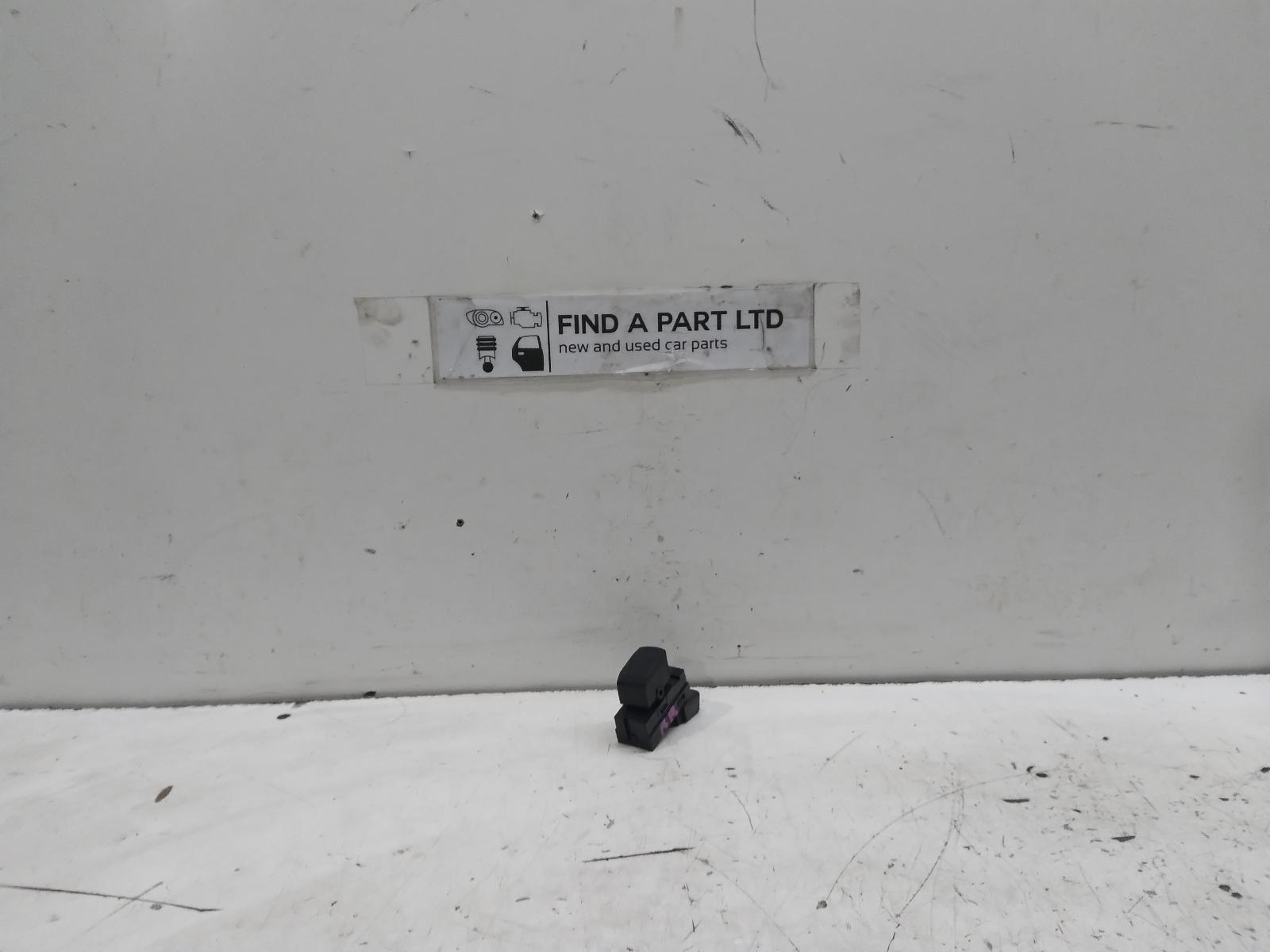 View Auto part Pwr Dr Wind Switch SUZUKI SWIFT 2006