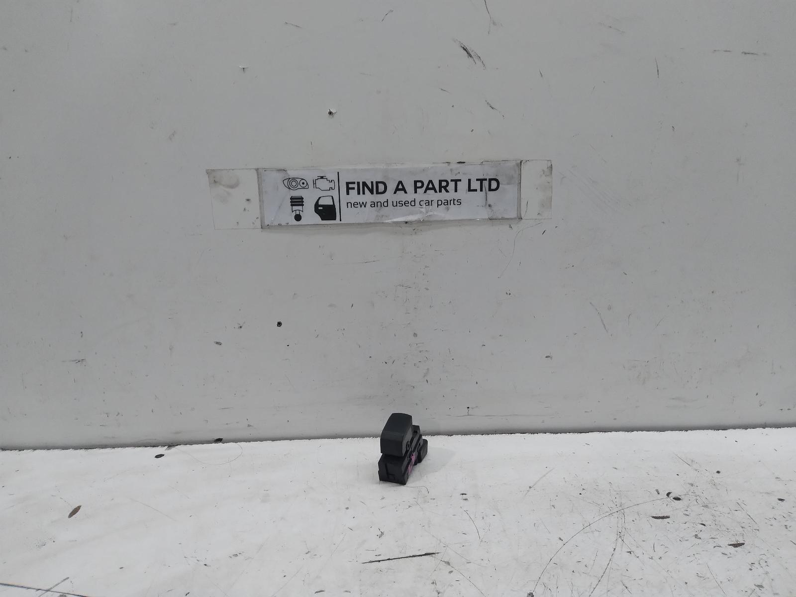 View Auto part Pwr Dr Wind Switch SUZUKI SWIFT 2006