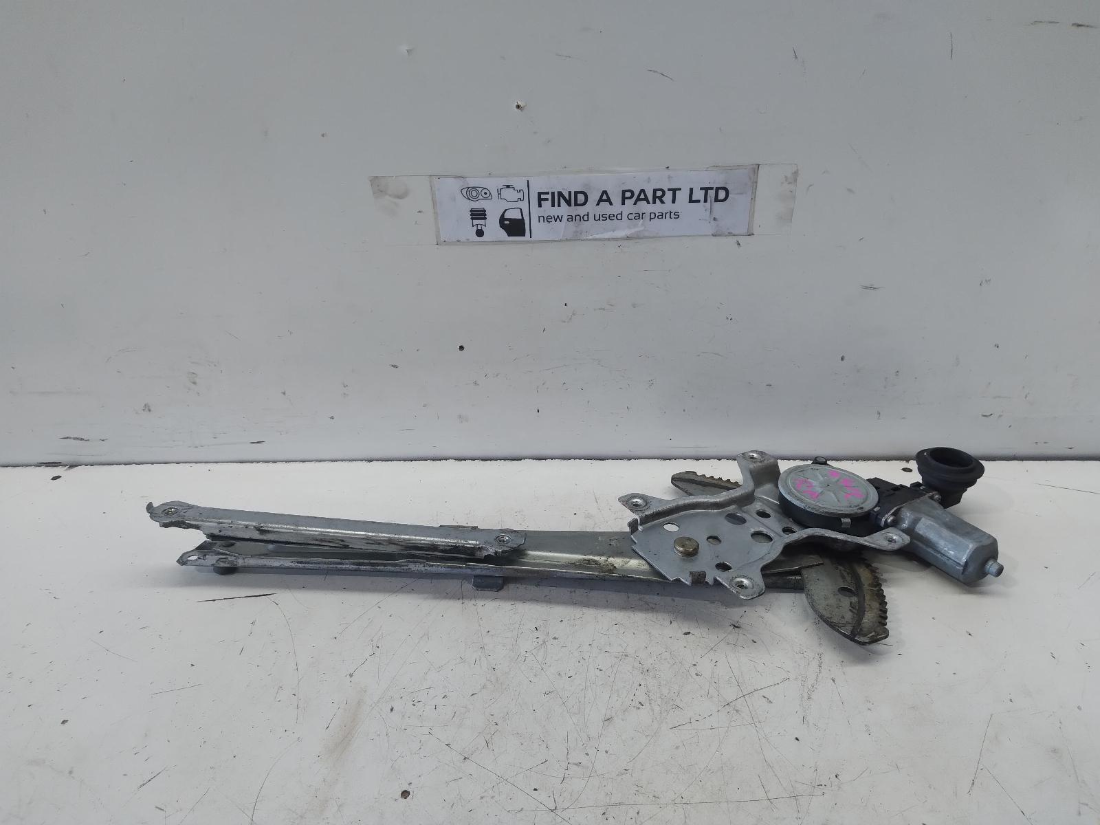 View Auto part Right Front Window Reg/Motor SUZUKI SWIFT 2005