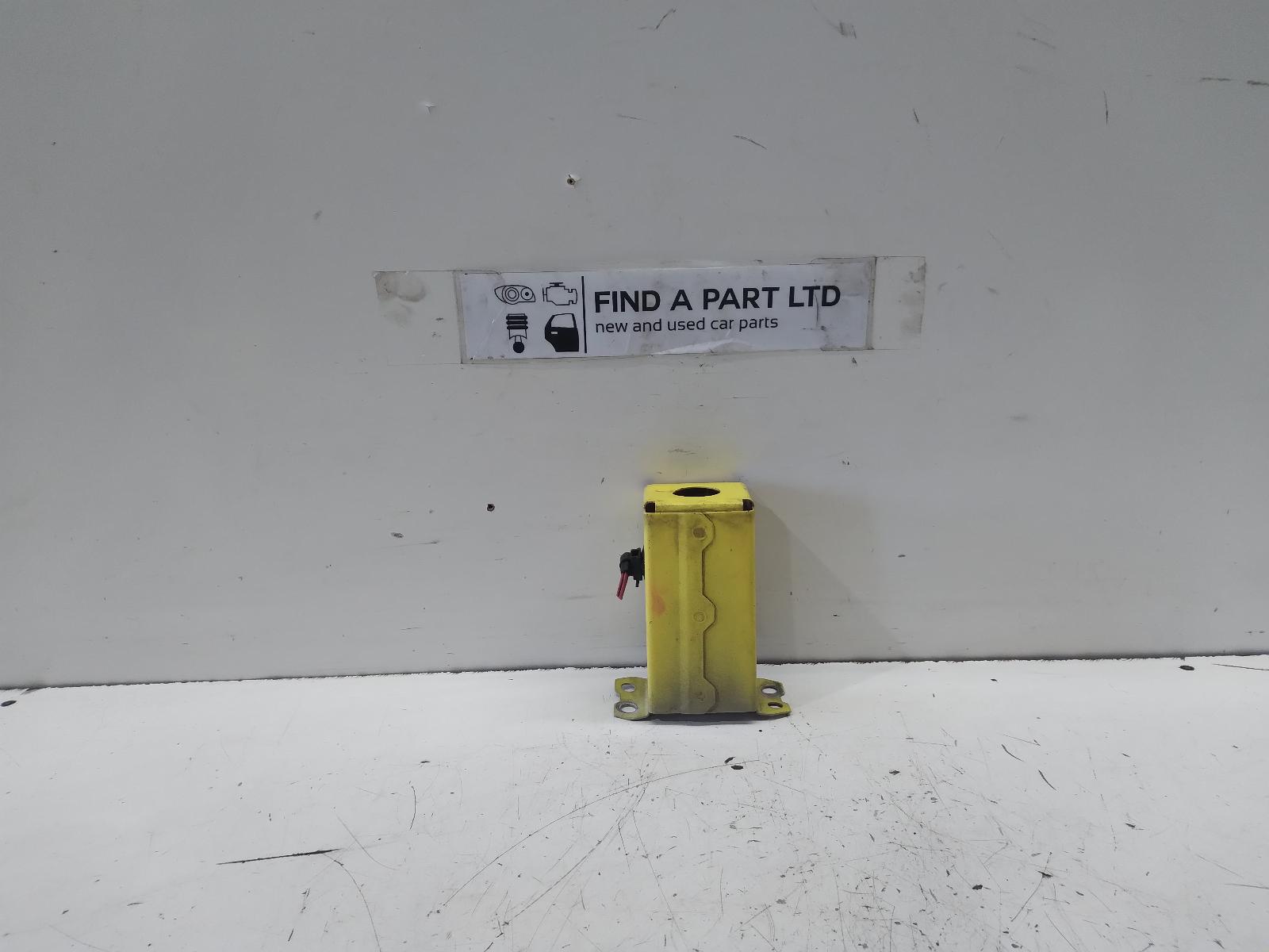 View Auto part R/Bar Bracket/Reinfo SUZUKI SWIFT 2006