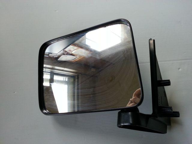 View Auto part Left Door Mirror MITSUBISHI L300 1992