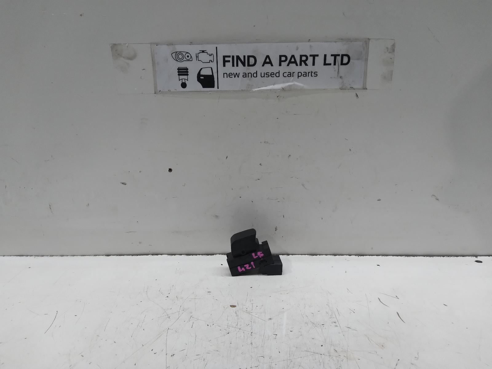 View Auto part Pwr Dr Wind Switch SUZUKI SWIFT 2006