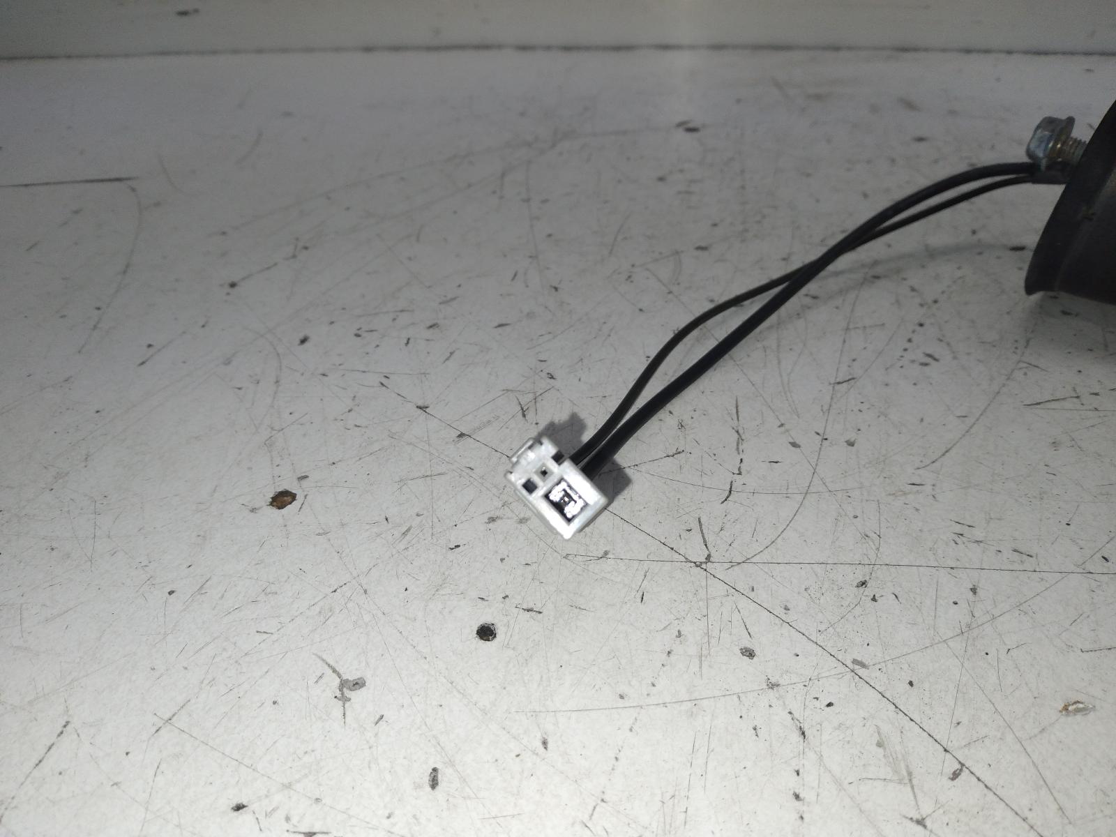 2006 SUZUKI SWIFT Antenna Contact us for Photo