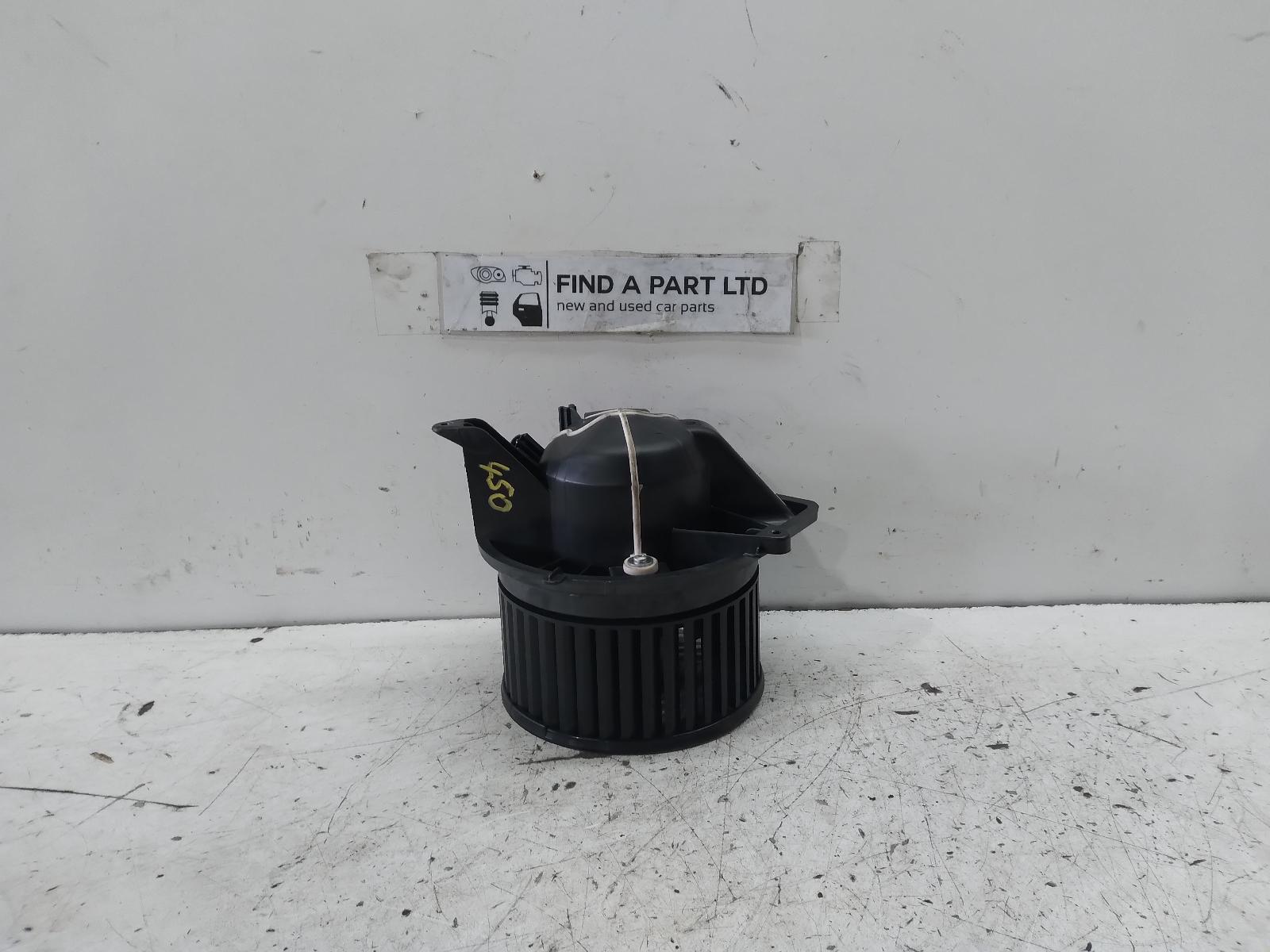 View Auto part Heater Fan Motor MINI COOPER 2016