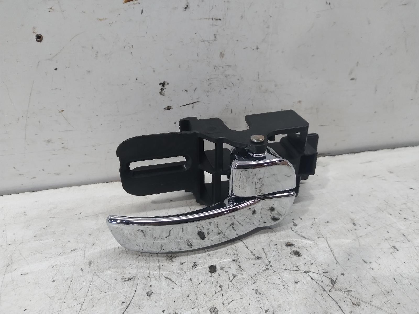 2007 NISSAN DUALIS Door Handle Contact us for Photo