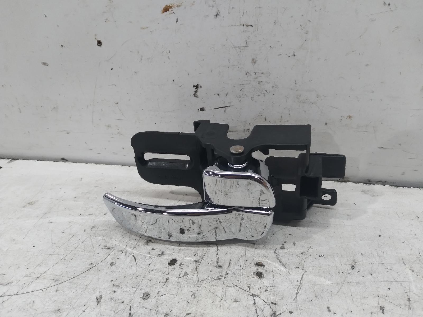 2007 NISSAN DUALIS Door Handle Contact us for Photo
