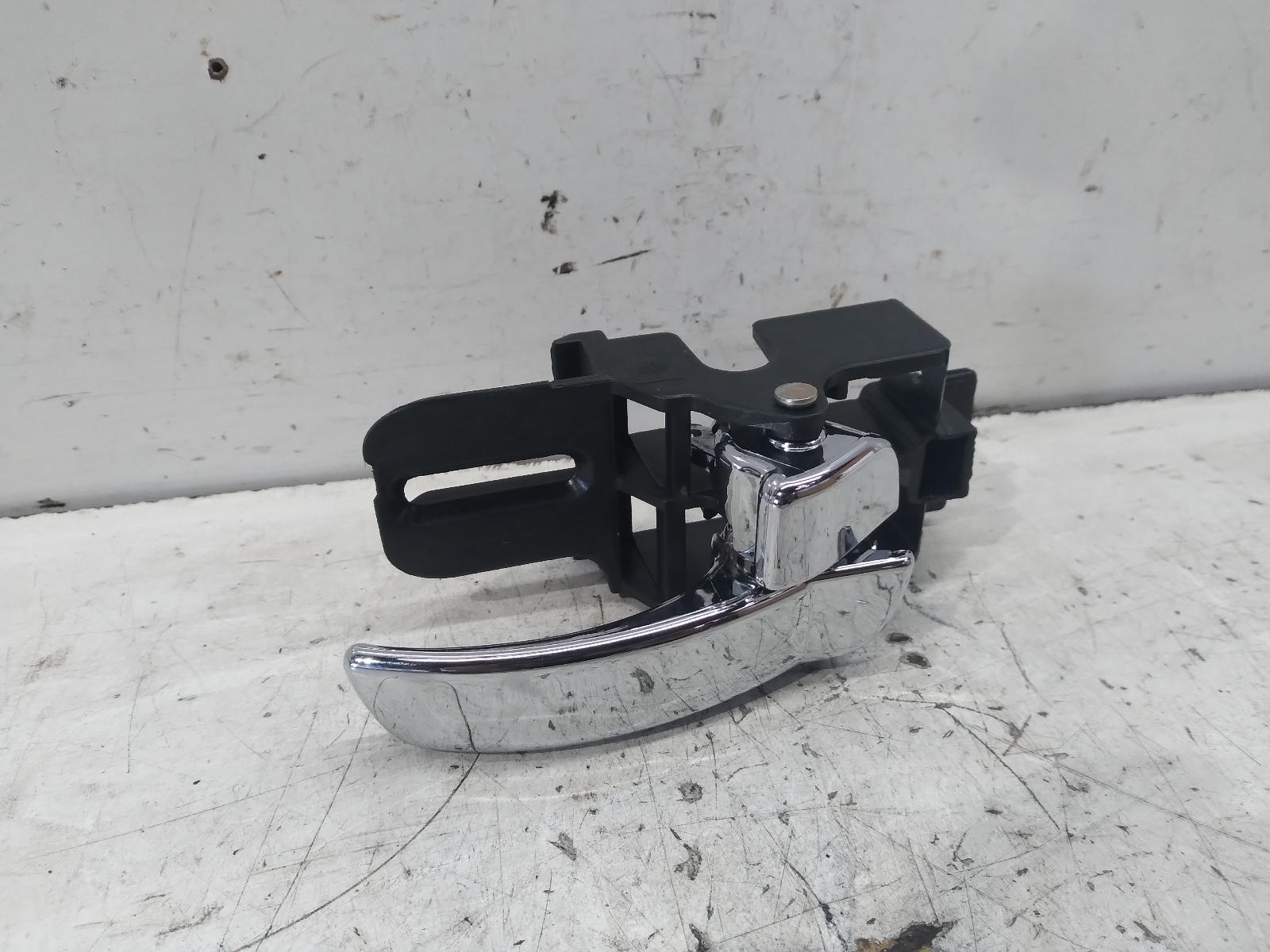 2007 NISSAN DUALIS Door Handle Contact us for Photo