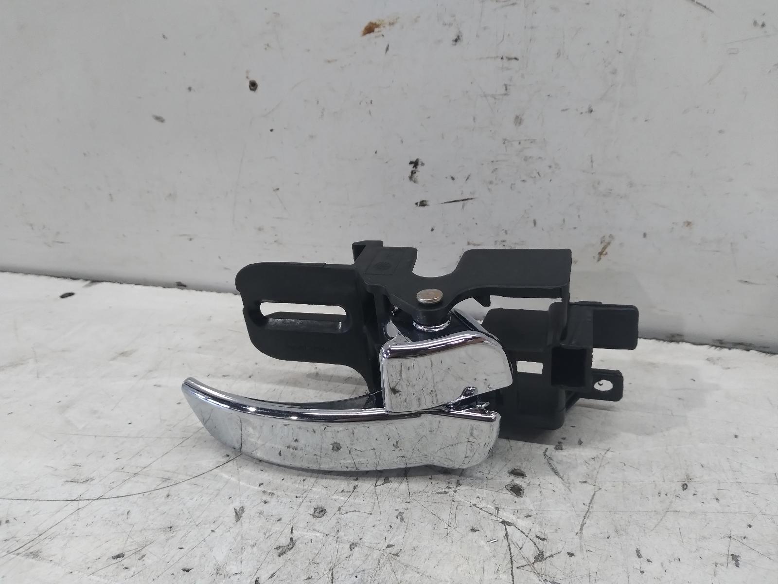 2007 NISSAN DUALIS Door Handle Contact us for Photo