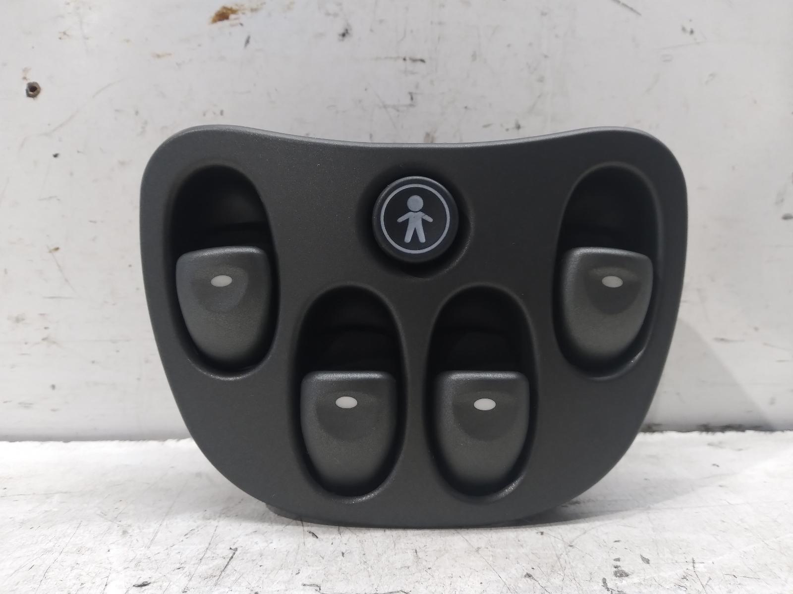 2000 HOLDEN COMMODORE Pwr Dr Wind Switch Contact us for Photo