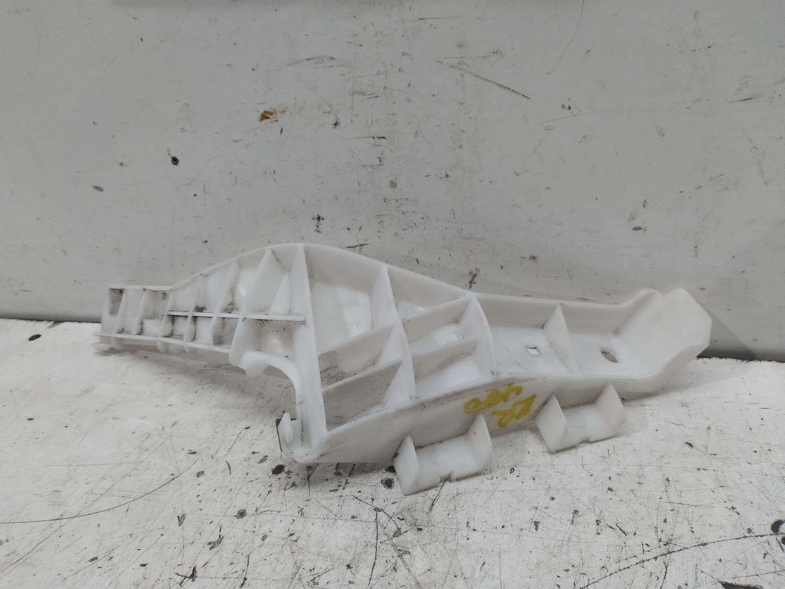 2008 SUZUKI SWIFT R/Bar Bracket/Reinfo Contact us for Photo