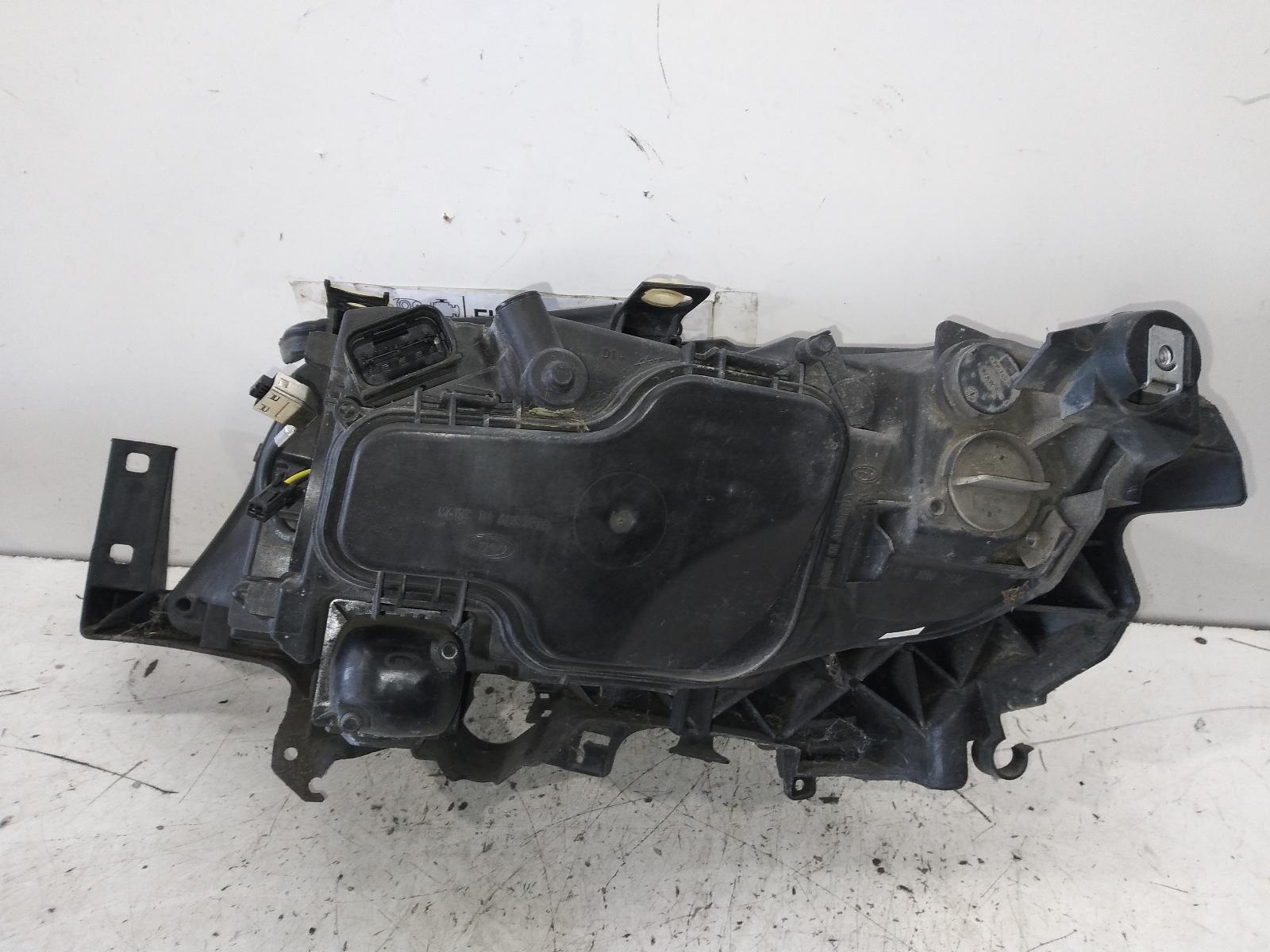 2007 BMW 3 SERIES Right Headlamp Contact us for Photo