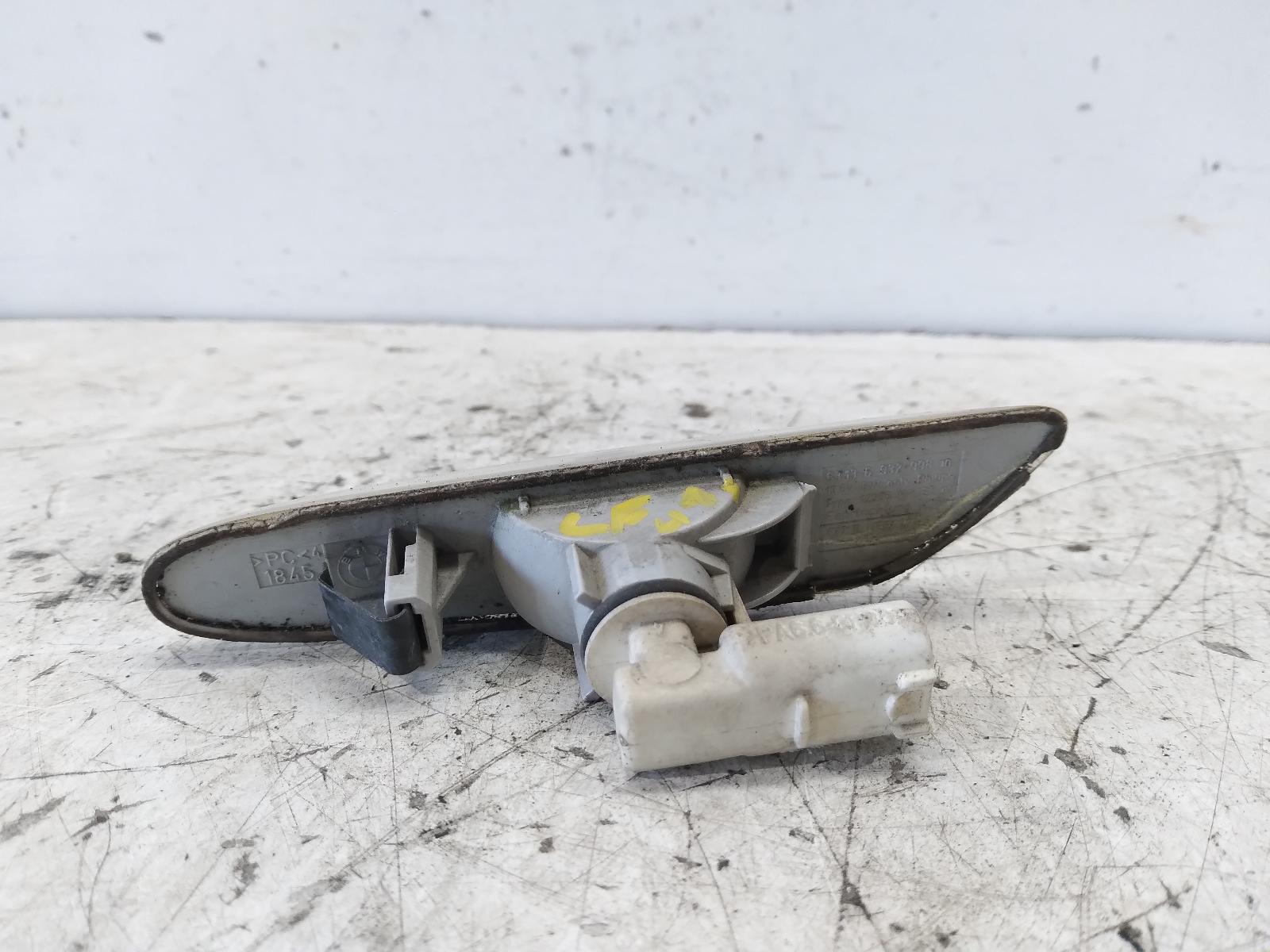 2007 BMW 3 SERIES Left Indicator/Fog/Side Contact us for Photo