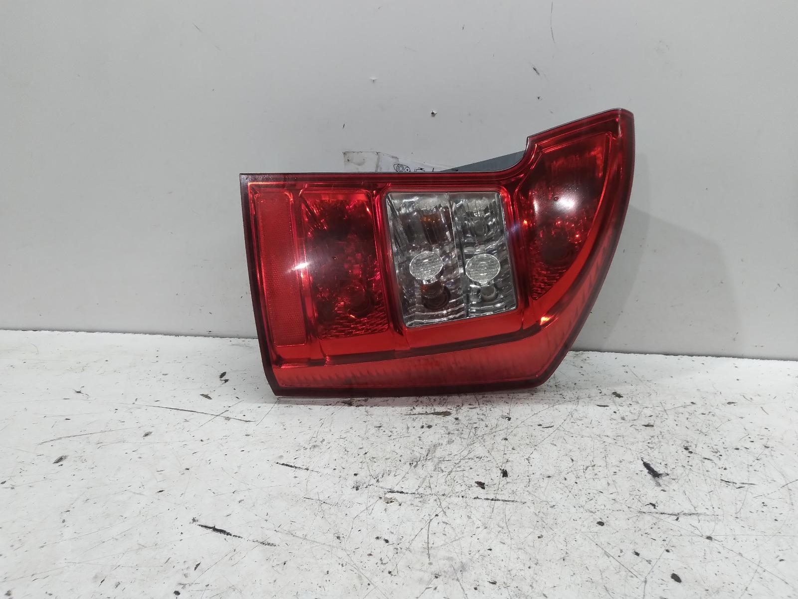 View Auto part Right Taillight KIA RONDO 2007