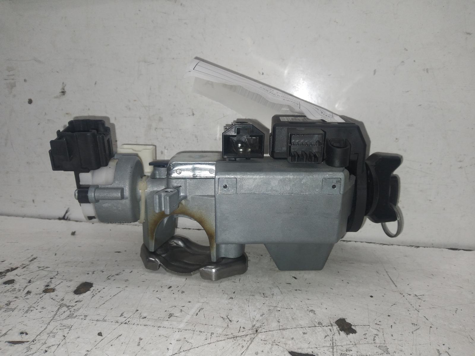 2008 SUZUKI SWIFT Ignition W/ Key Contact us for Photo