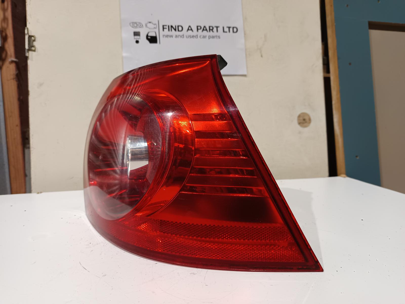 2006 VOLKSWAGEN GOLF Right Taillight Contact us for Photo