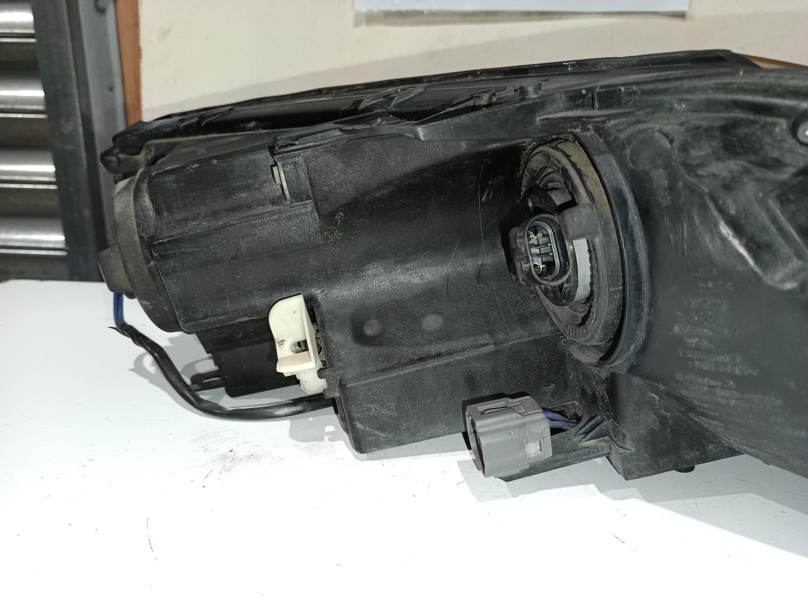2006 MAZDA CX7 Left Headlamp Contact us for Photo