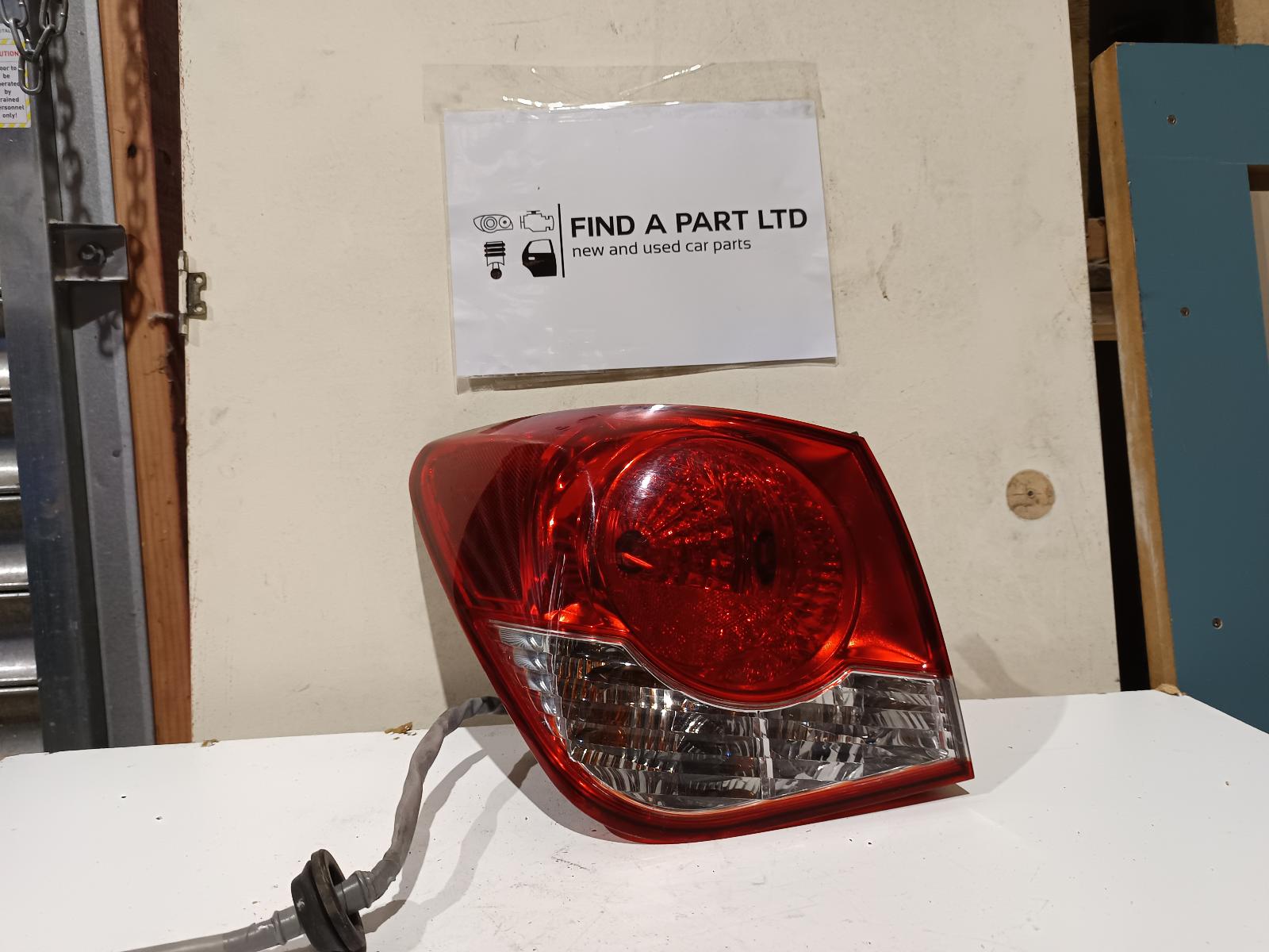 2009 HOLDEN CRUZE Left Taillight Contact us for Photo