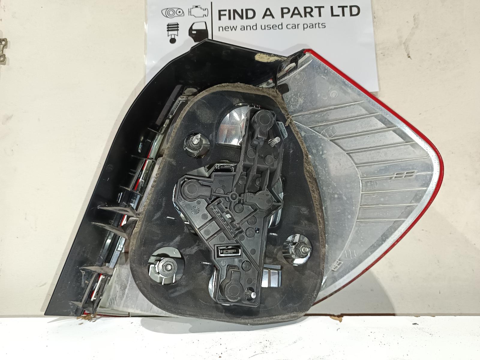 2004 BMW 1 SERIES Left Taillight Contact us for Photo