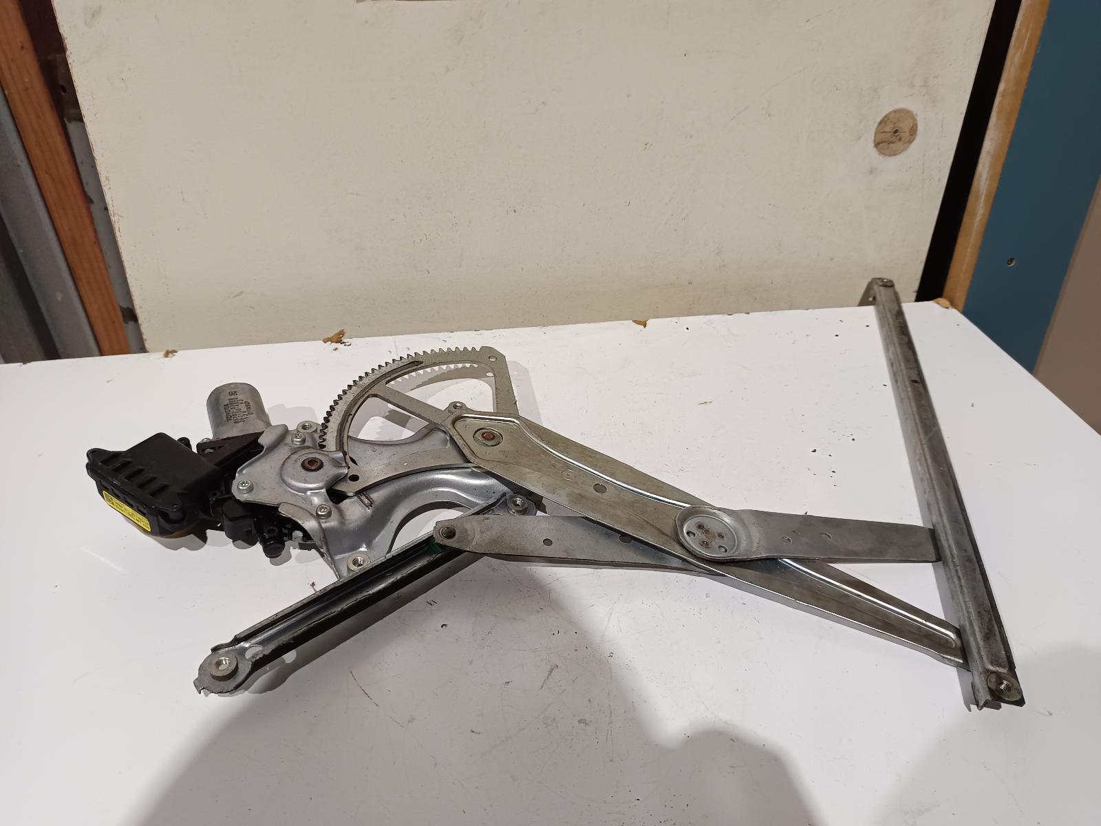 2007 TOYOTA COROLLA Left Front Window Reg/Motor Contact us for Photo