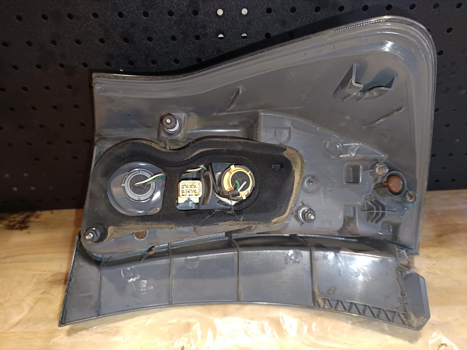 2013 TOYOTA PRIUS Right Taillight Contact us for Photo