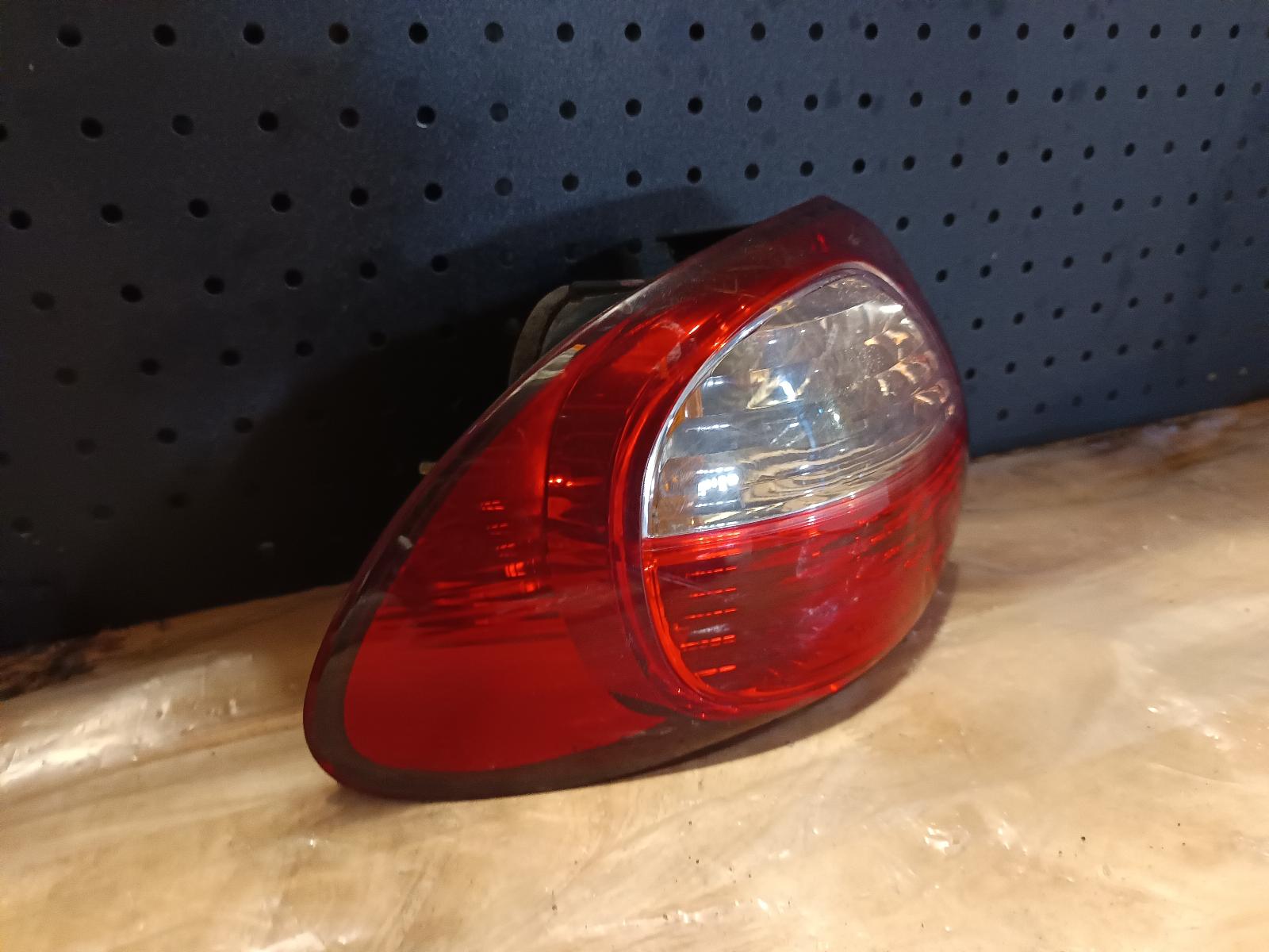 2000 TOYOTA CALDINA Left Taillight Contact us for Photo