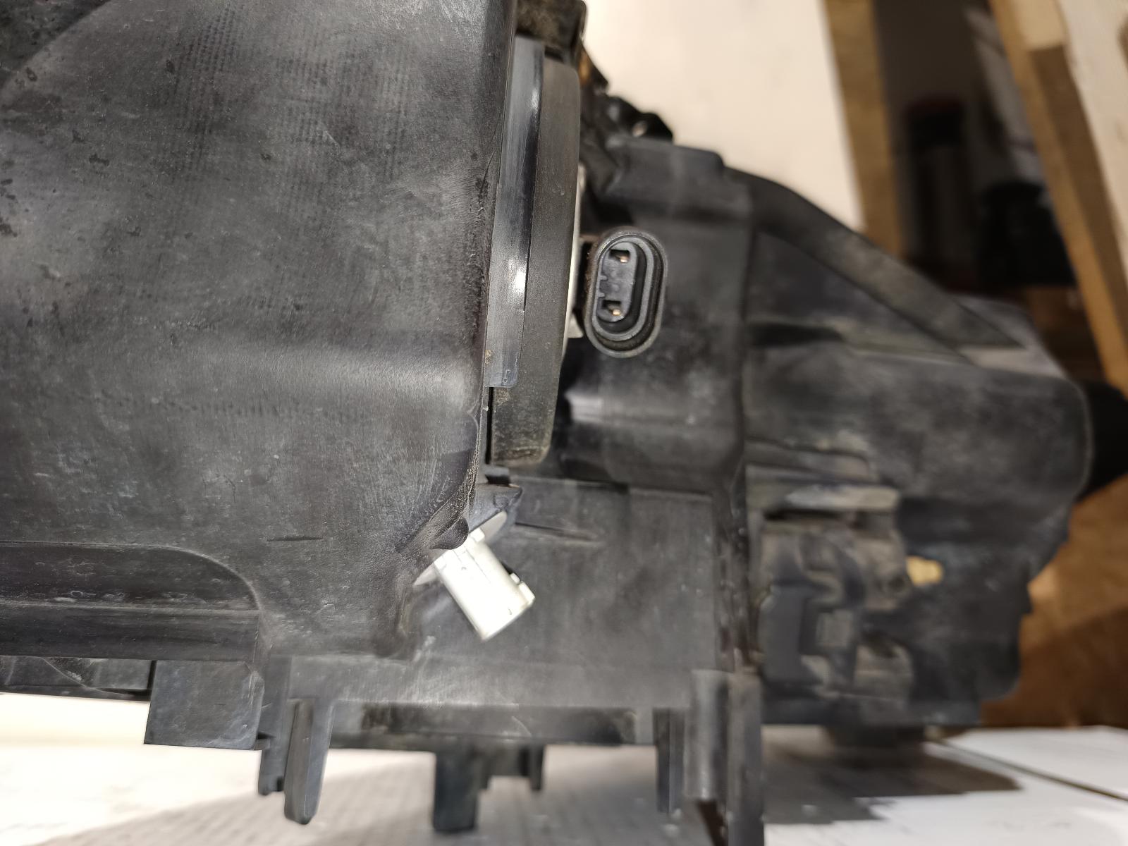 2008 HONDA ACCORD Right Headlamp Contact us for Photo