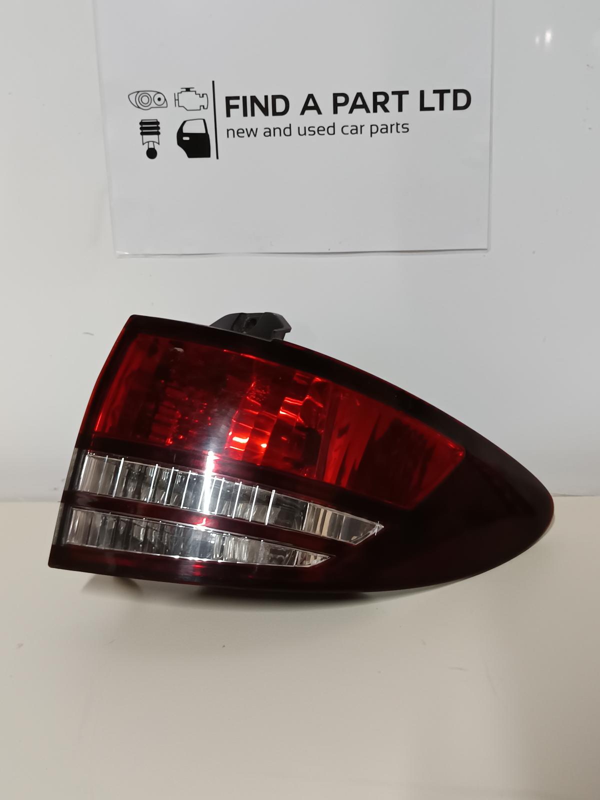 2003 TOYOTA ESTIMA Right Taillight Contact us for Photo