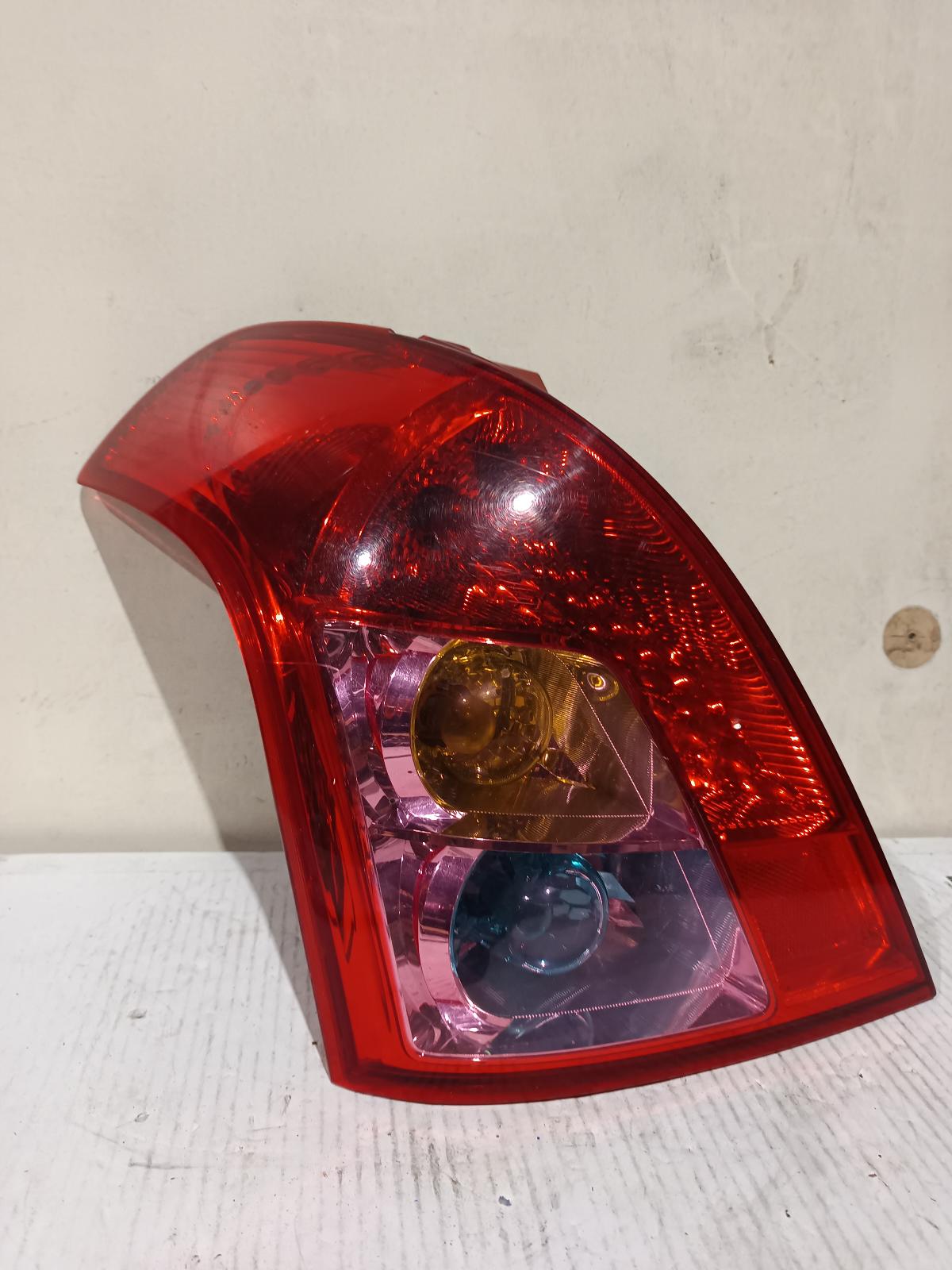 2006 SUZUKI SWIFT Right Taillight Contact us for Photo