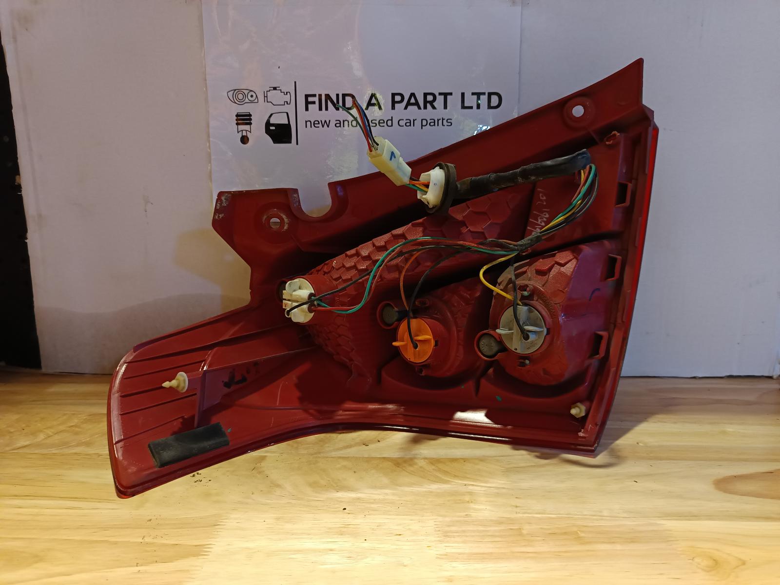 2006 SUZUKI SWIFT Left Taillight Contact us for Photo