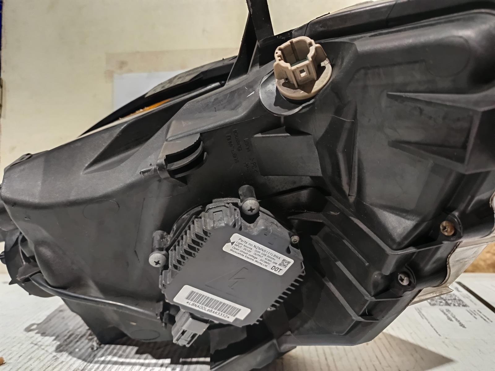 2007 NISSAN NOTE Left Headlamp Contact us for Photo