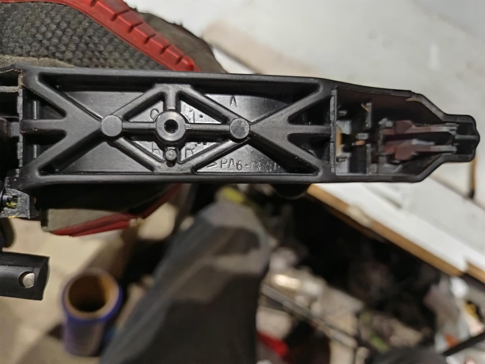 2007 SUZUKI SX4 Door Handle Contact us for Photo