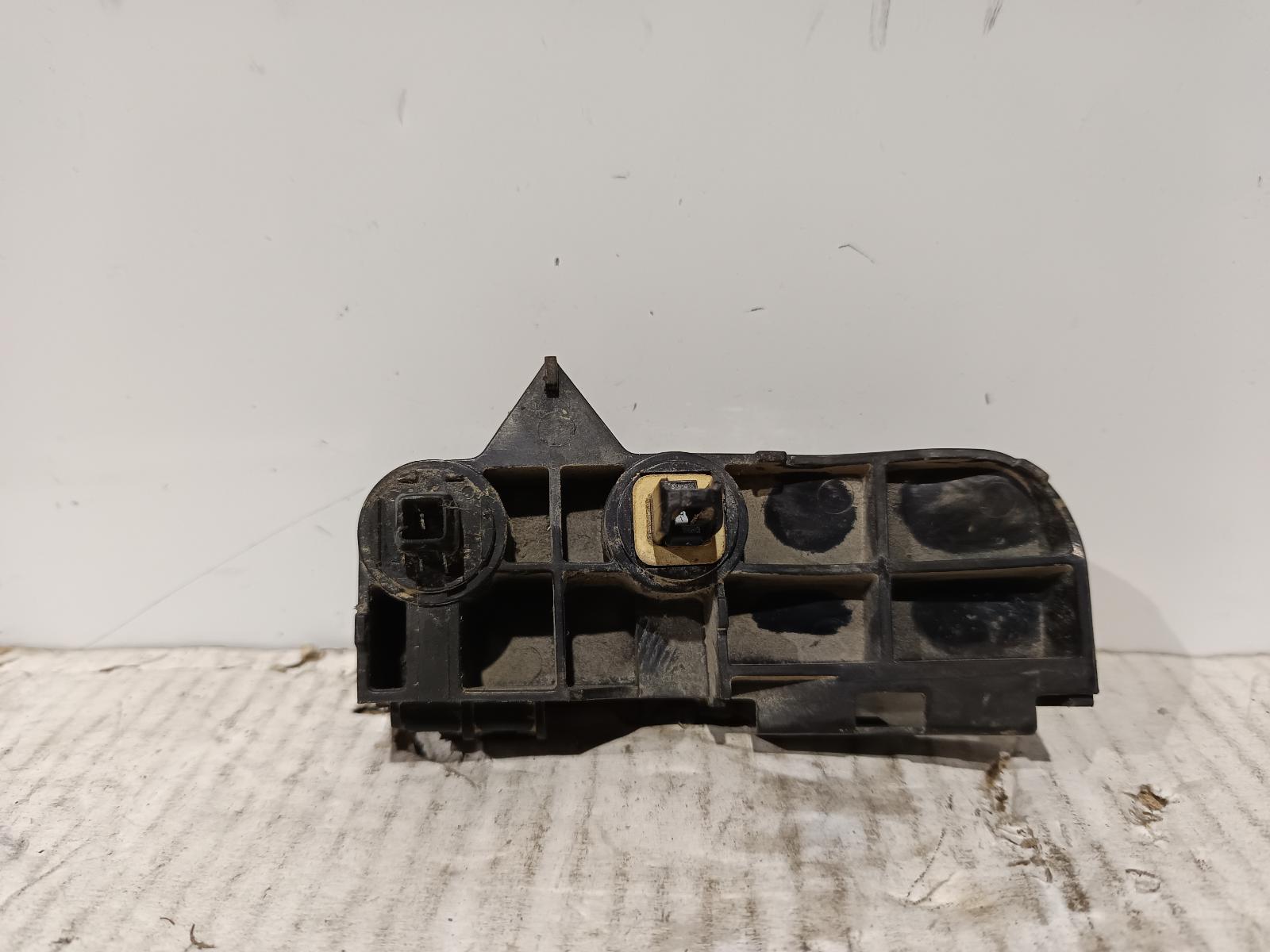 2009 TOYOTA COROLLA F/Bar Reinforc/Brack Contact us for Photo