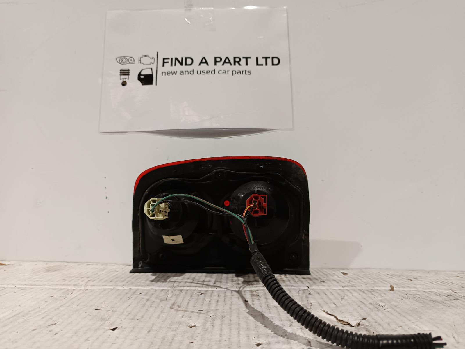 2003 LAND ROVER FREELANDER Left Taillight Contact us for Photo
