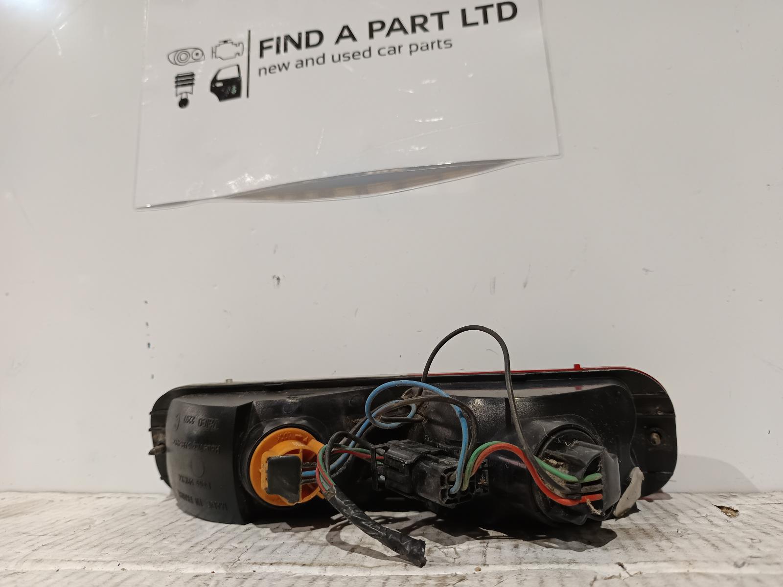2003 LAND ROVER FREELANDER Left Taillight Contact us for Photo