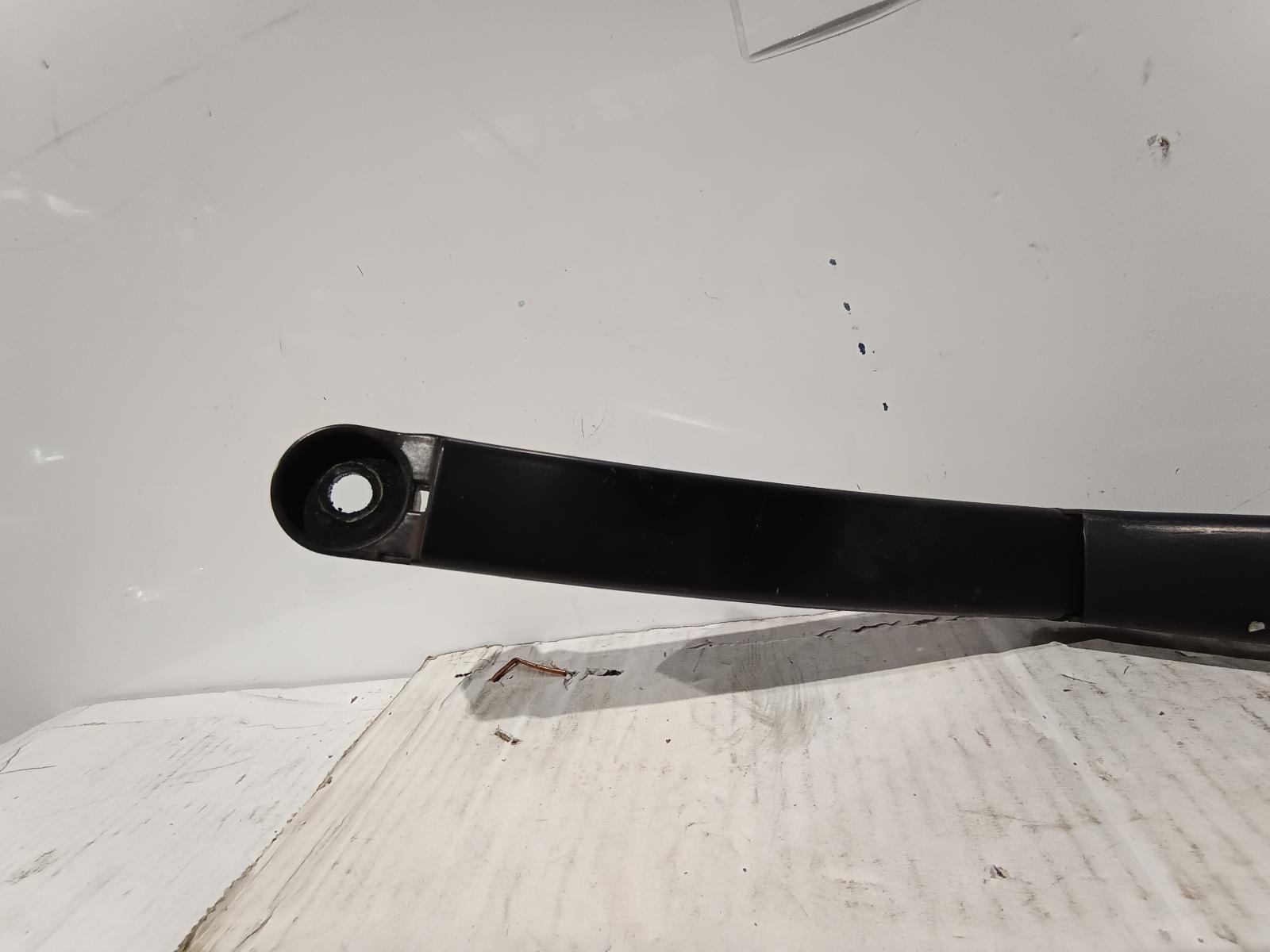 2004 HONDA ODYSSEY Wiper Arm Contact us for Photo