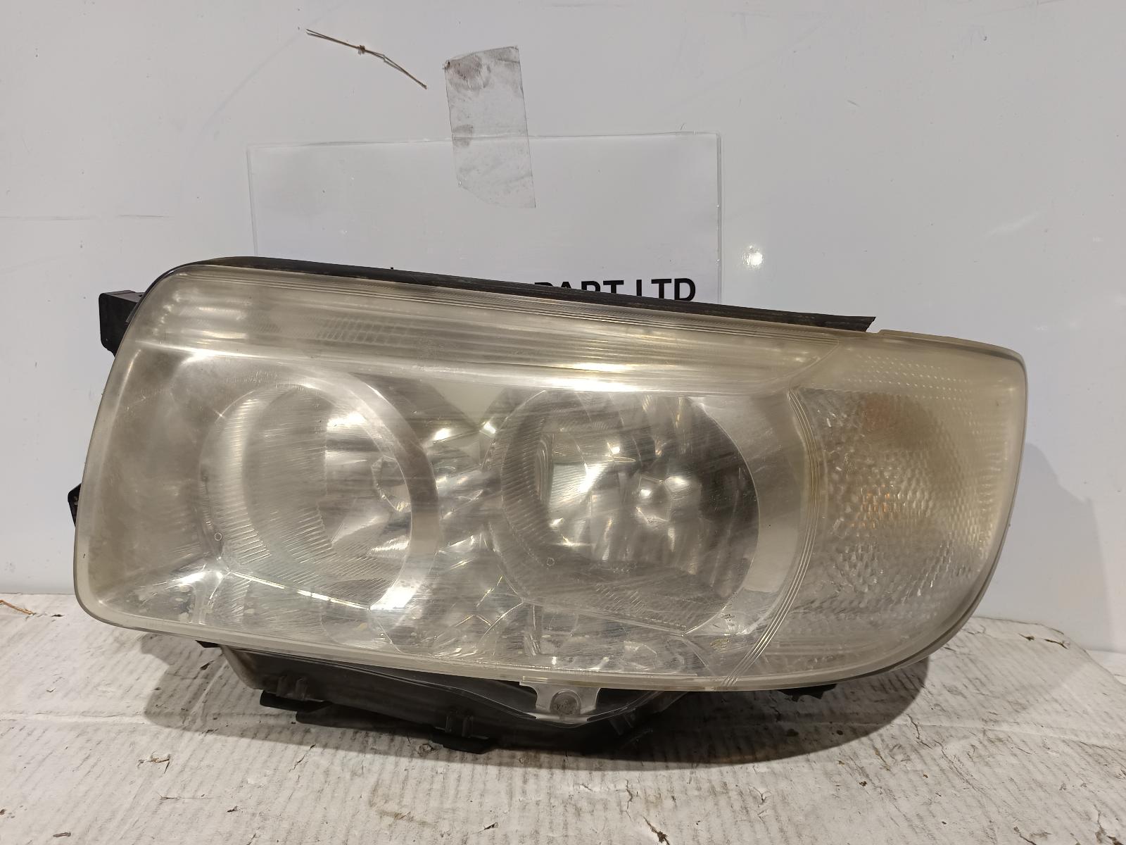 View Auto part Left Headlamp SUBARU FORESTER 2005