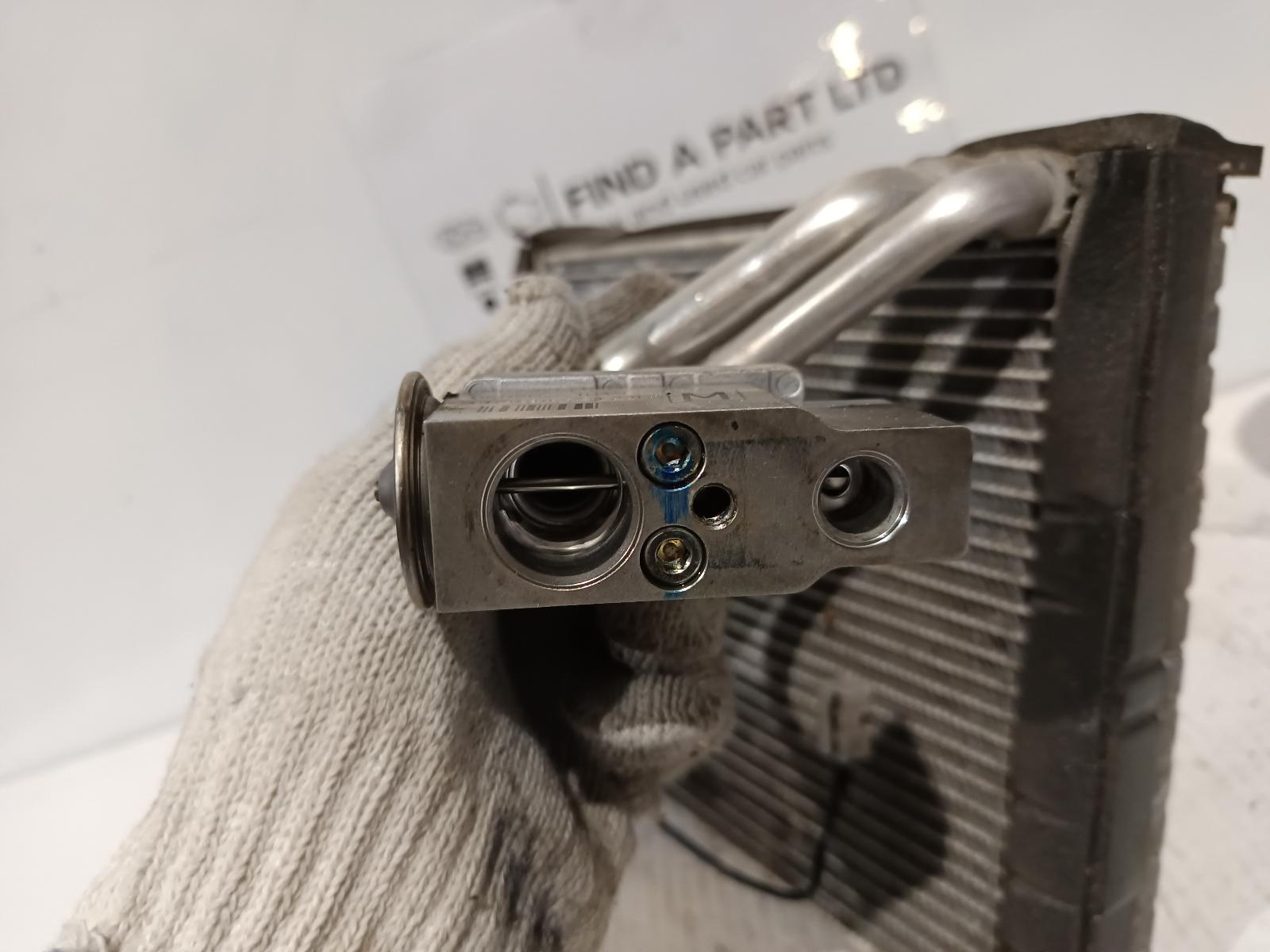 2005 SUZUKI SWIFT Heater Core/Box Contact us for Photo