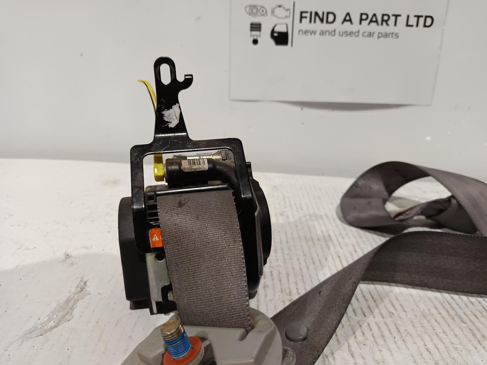 2004 TOYOTA CAMRY Seatbelt/Stalk Contact us for Photo
