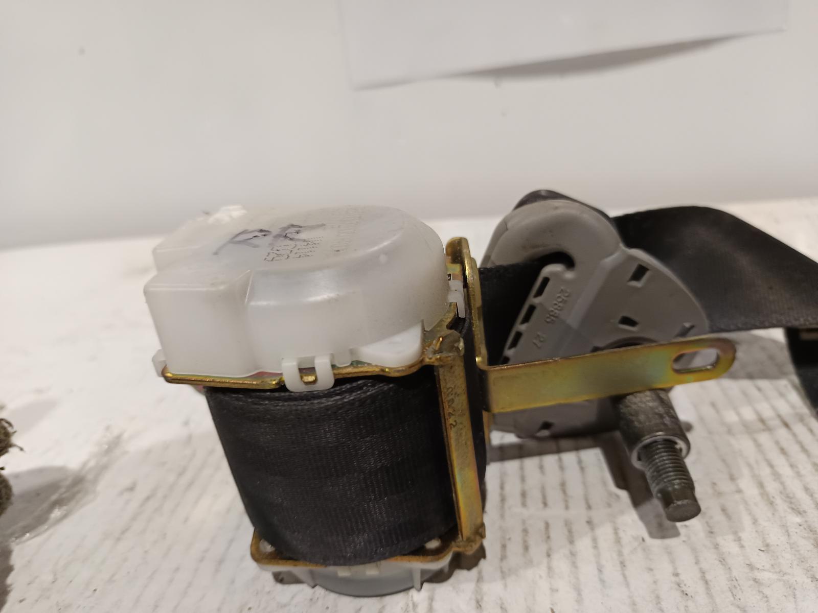 2005 TOYOTA RAV4 Seatbelt/Stalk Contact us for Photo