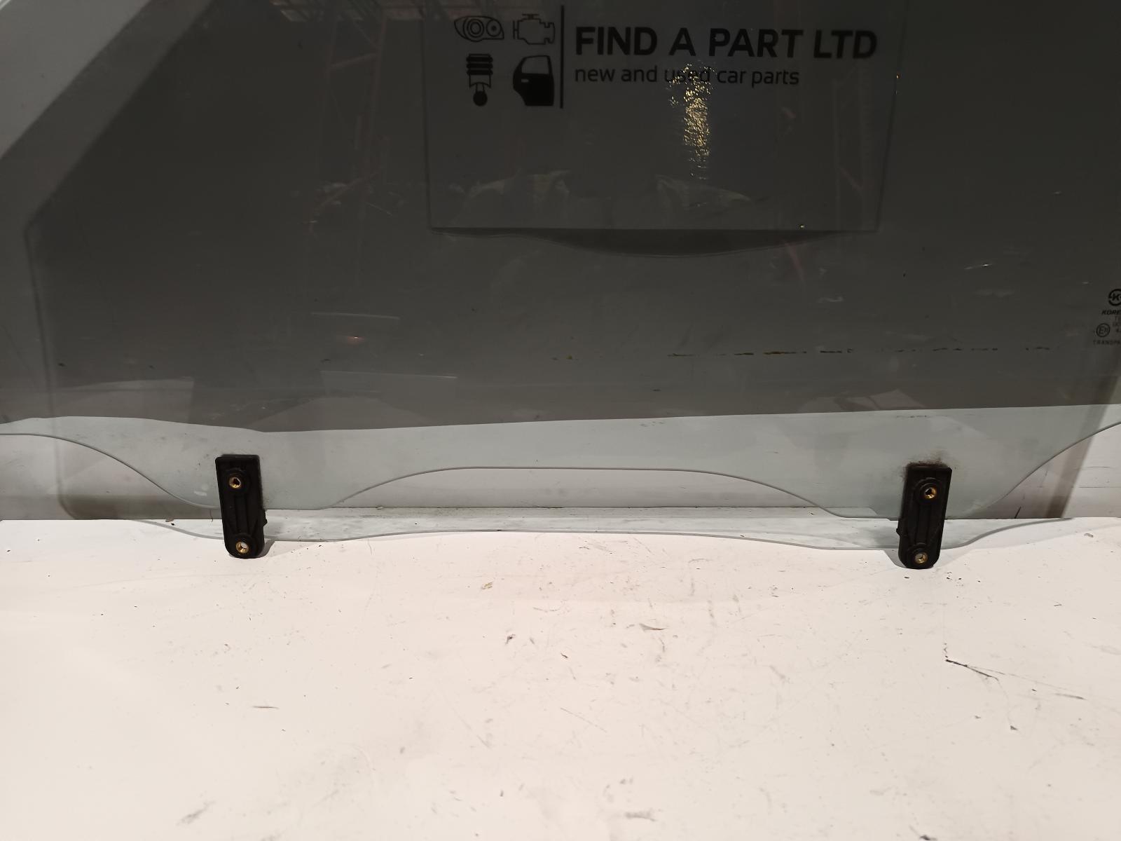 2006 HYUNDAI TUCSON Left Front Door Window Contact us for Photo