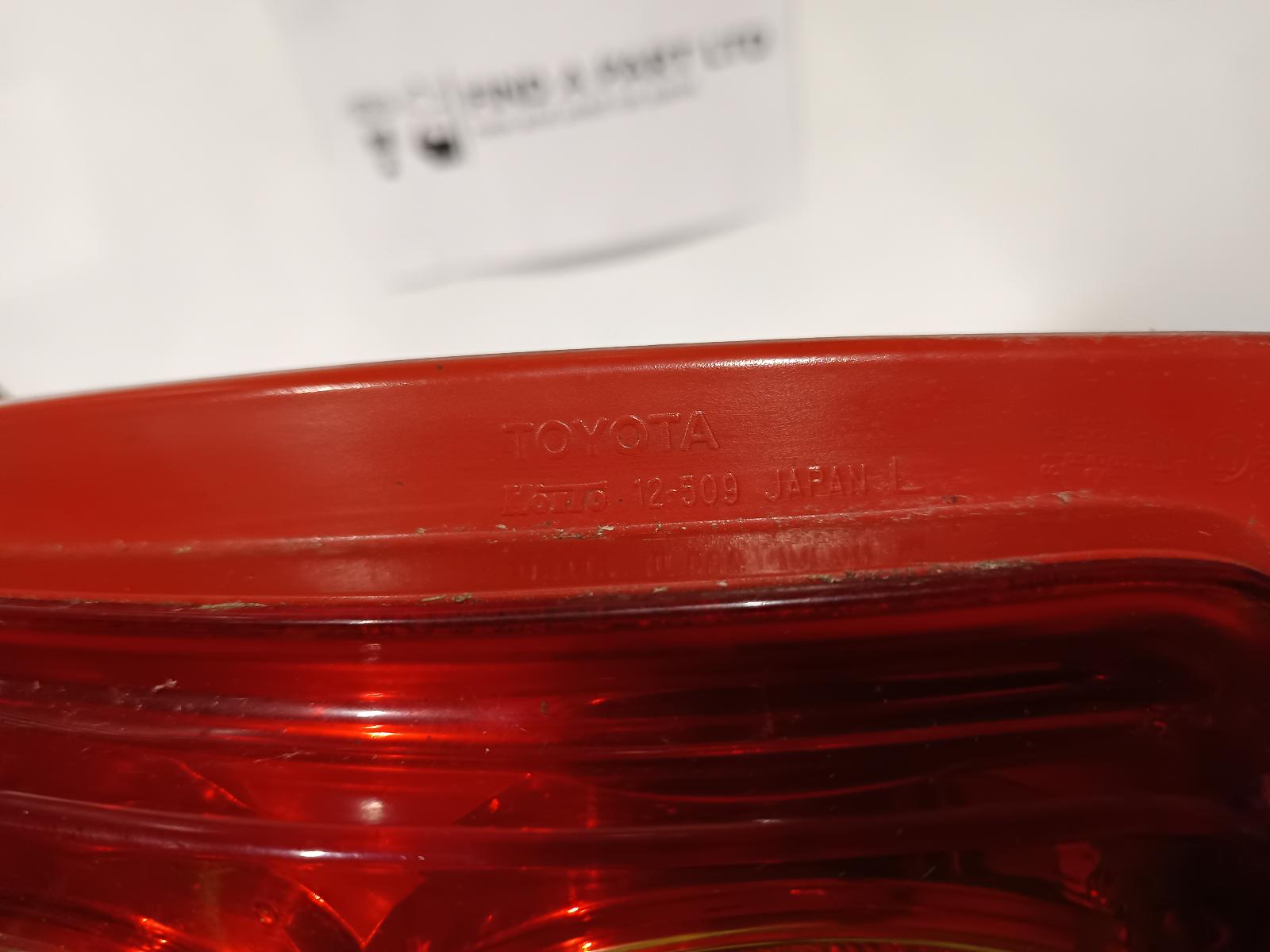 2009 TOYOTA COROLLA Left Taillight Contact us for Photo