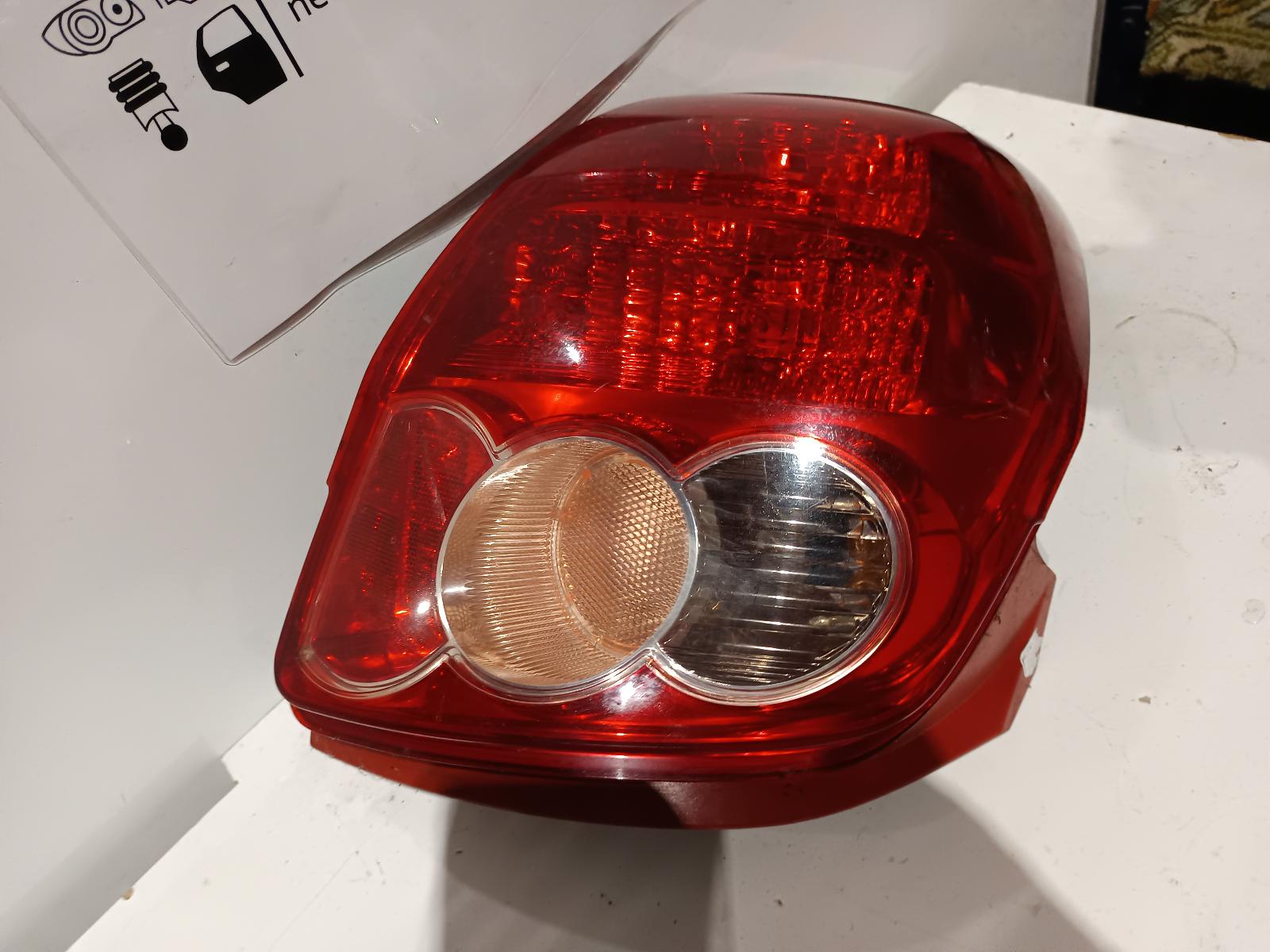 2009 TOYOTA COROLLA Left Taillight Contact us for Photo