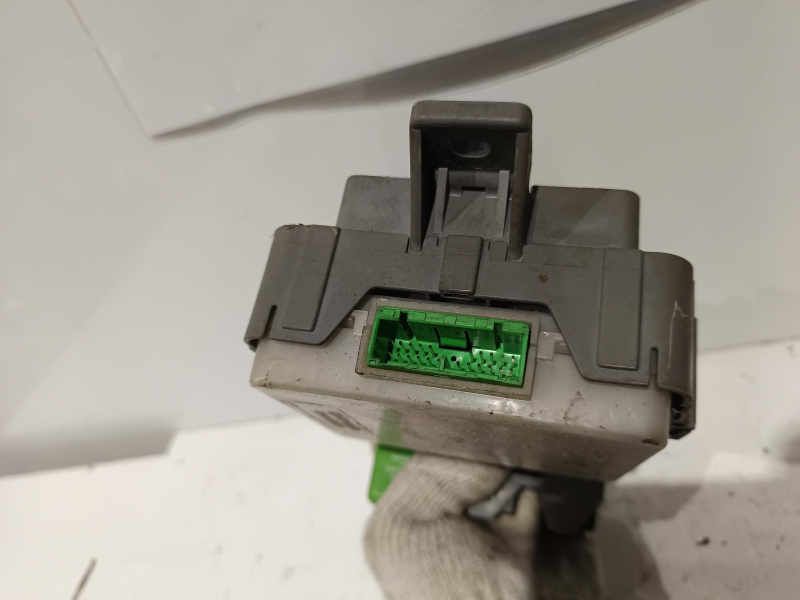 2000 HONDA ACCORD Fuse Box Contact us for Photo