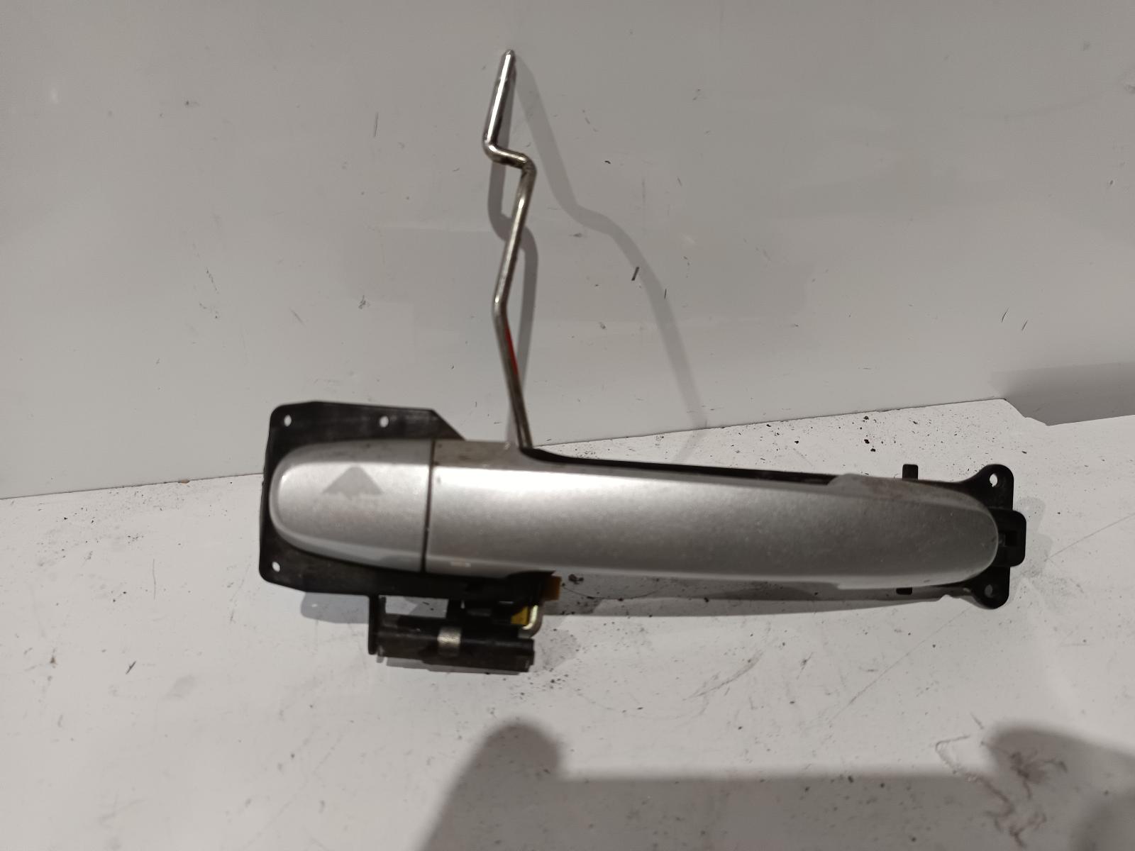 2007 TOYOTA COROLLA Door Handle Contact us for Photo