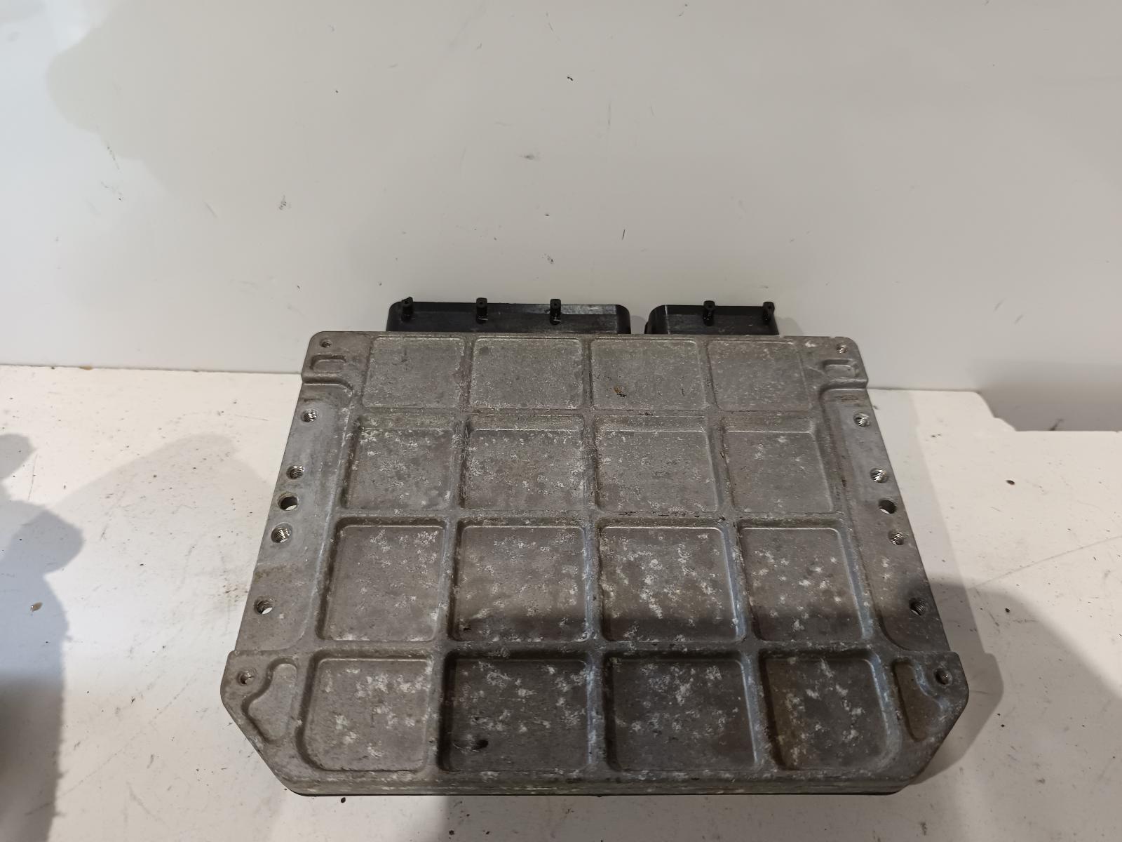 2007 TOYOTA COROLLA Ecu Contact us for Photo